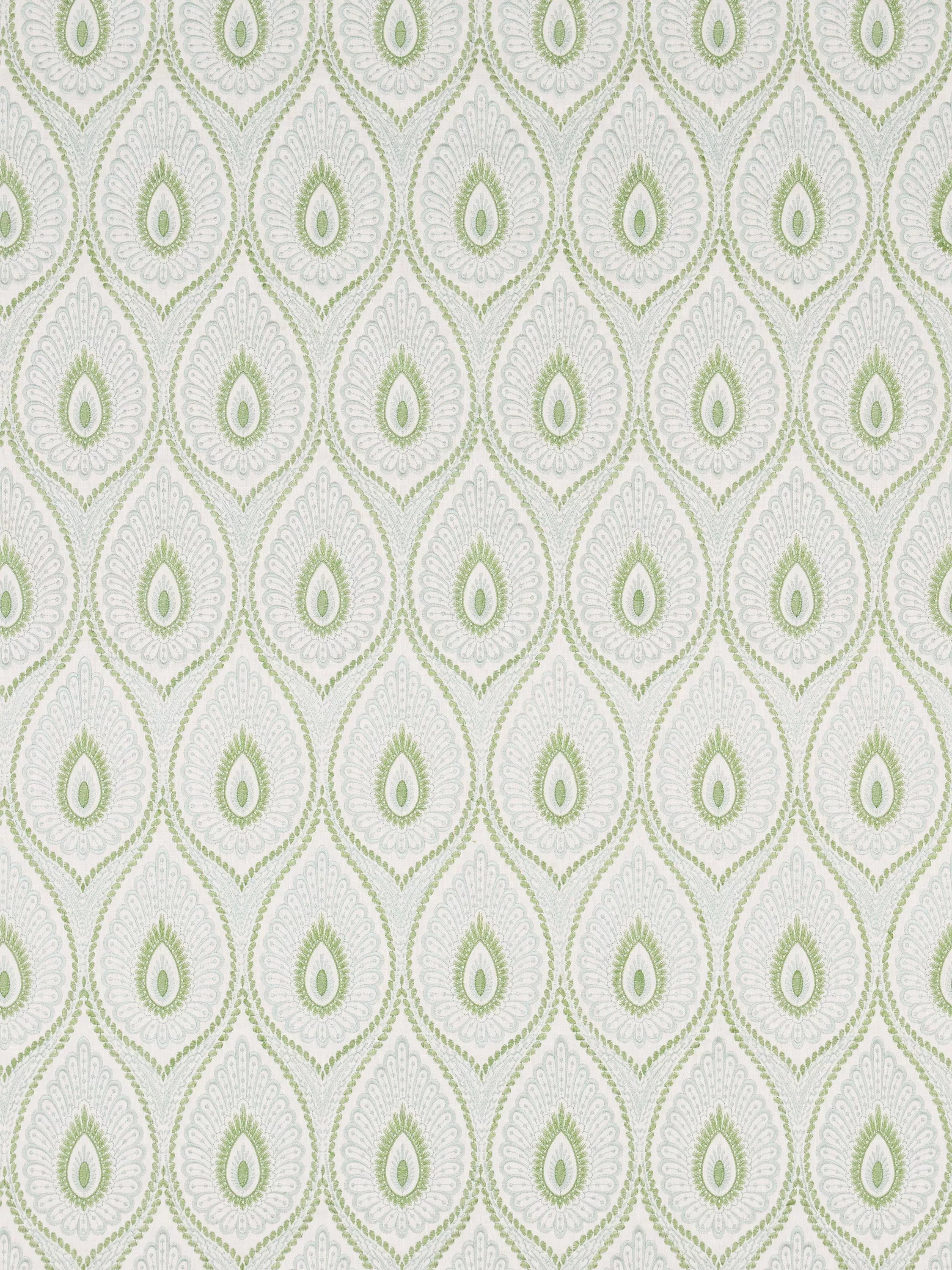 GP & J Baker Ashmore furnishing fabric paisley - British product