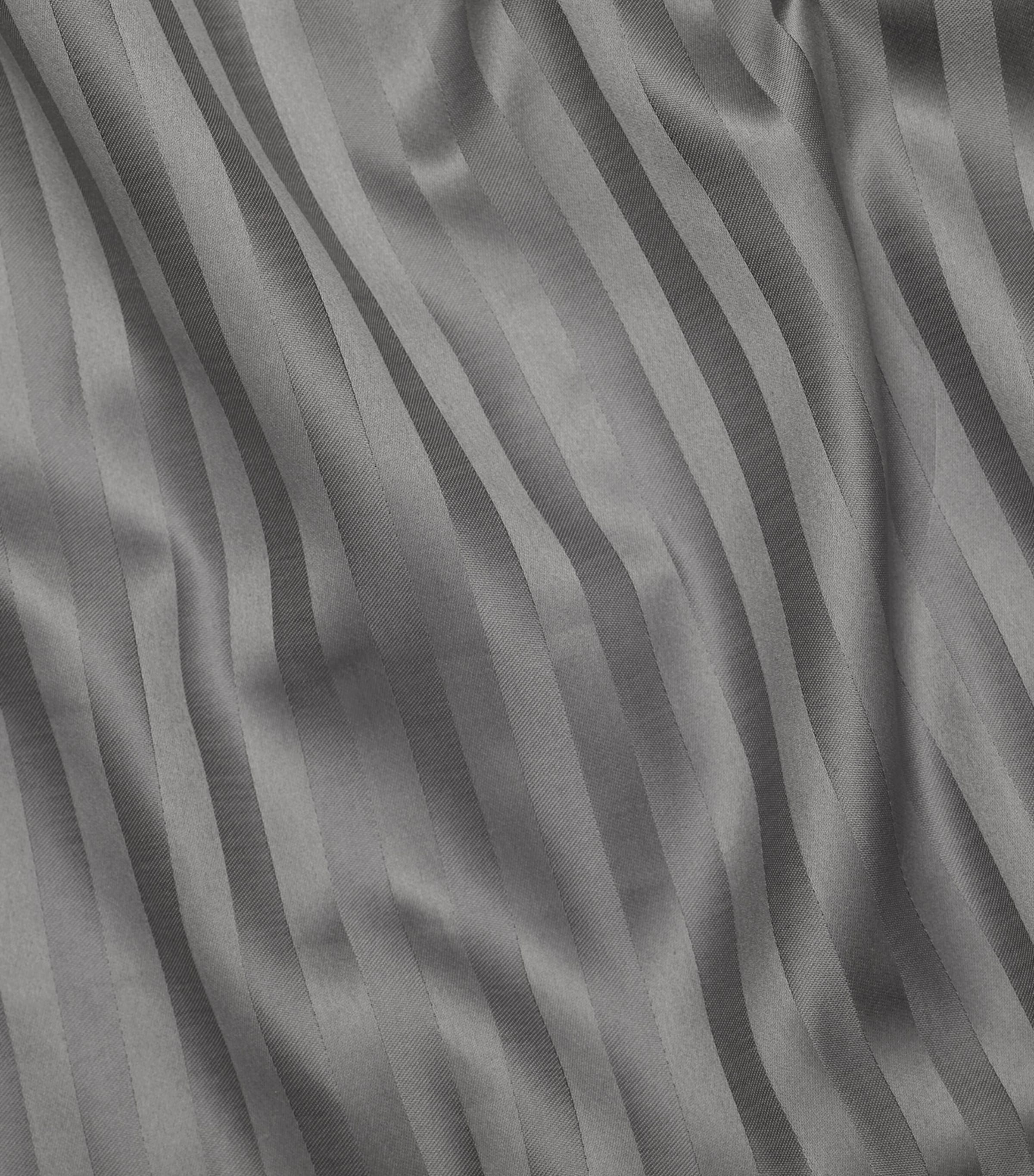 Pratesi striped king duvet cover 230cm x 220cm, imported from the UK