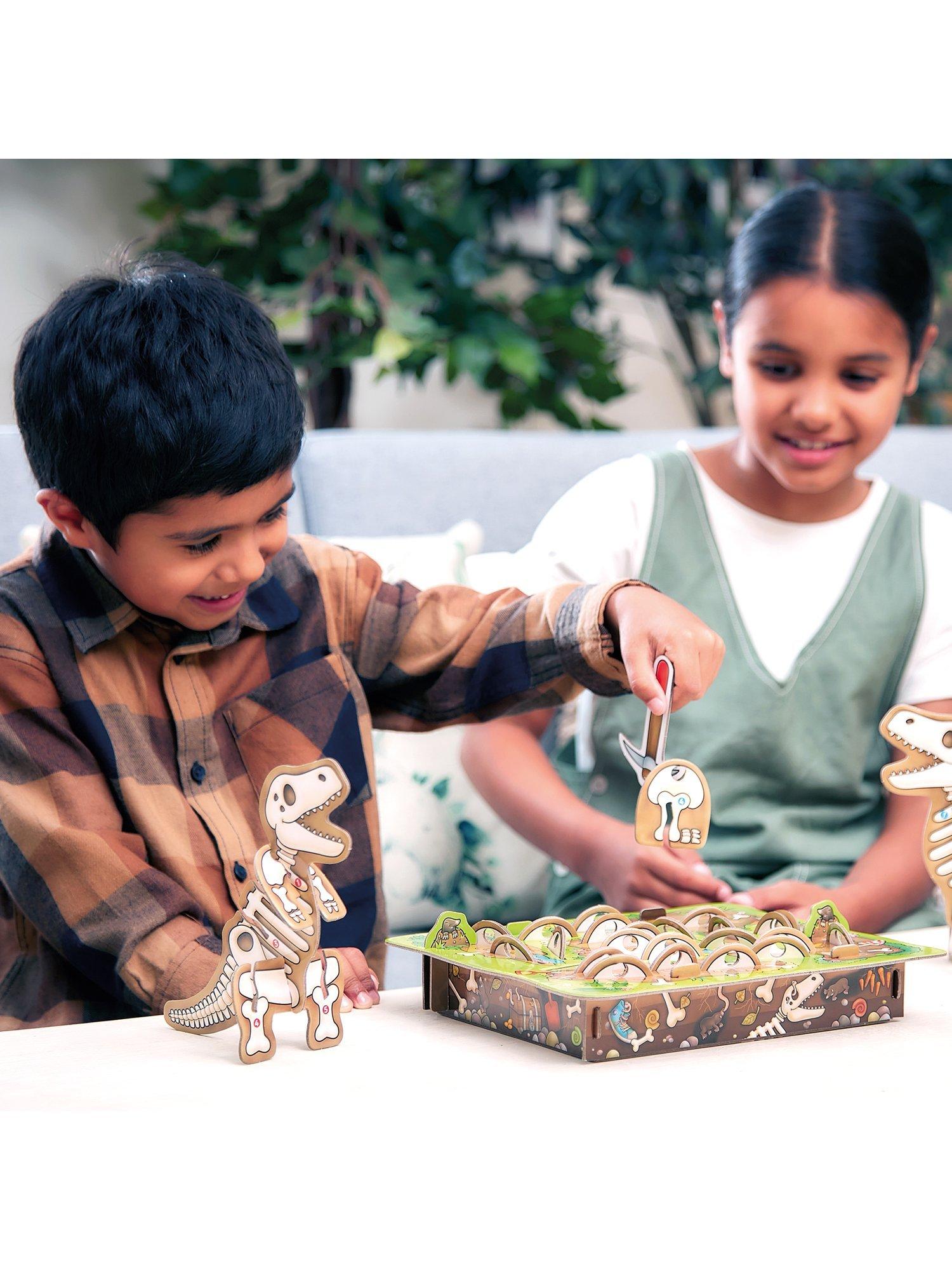 Orchard Toys Dinosaur Dig board game for ages 4+ - British product