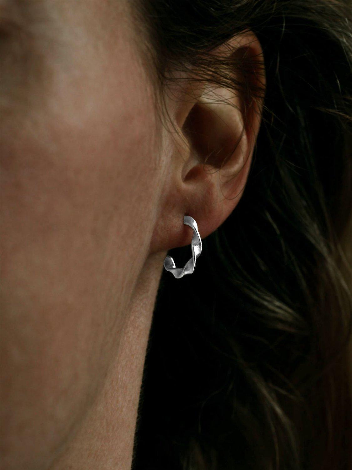 Nina B small sterling silver hoop earrings 1.5cm (British brand)