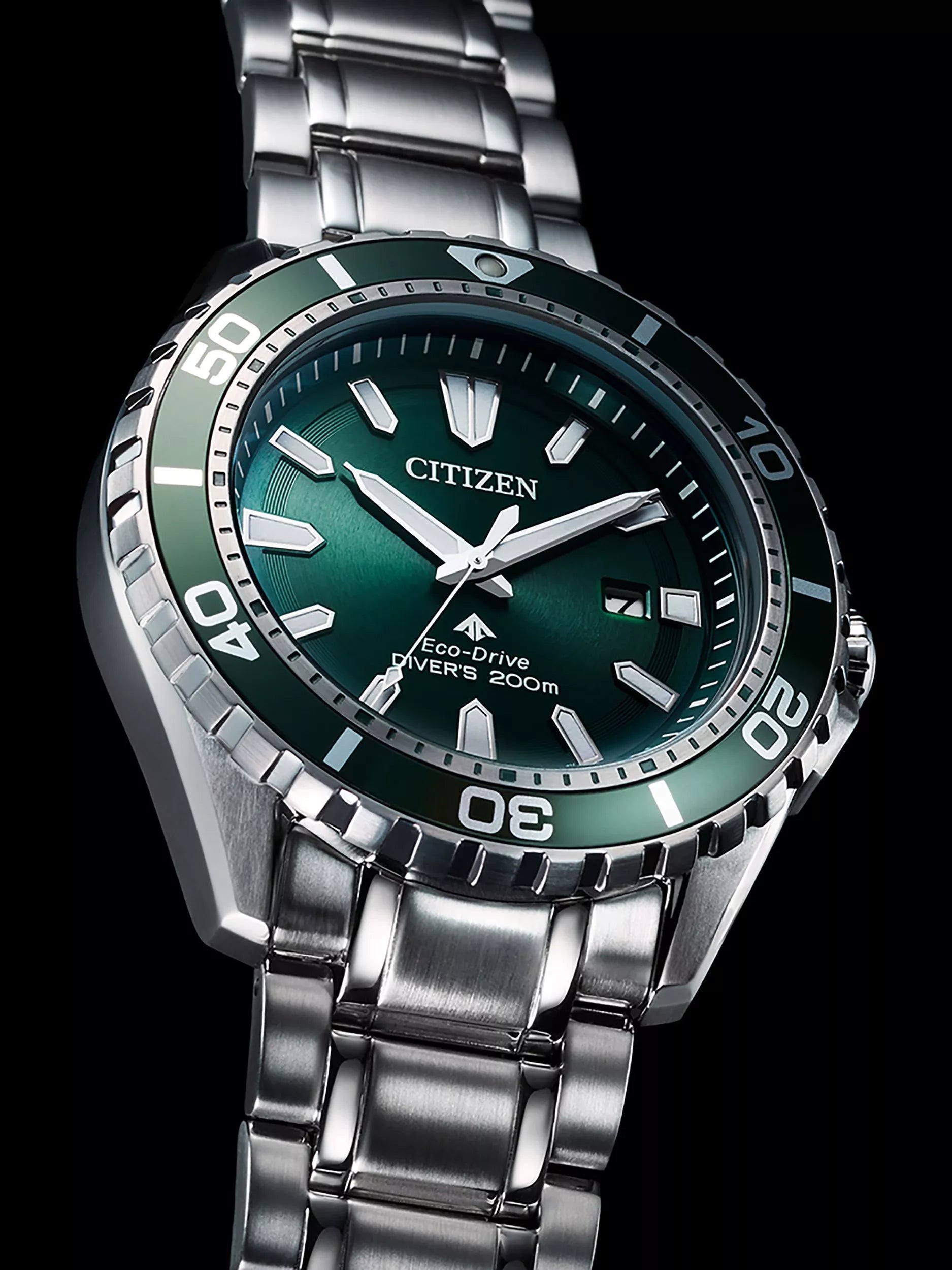 Citizen Promaster Eco-Drive diving watch with green dial, bracelet strap, UK version