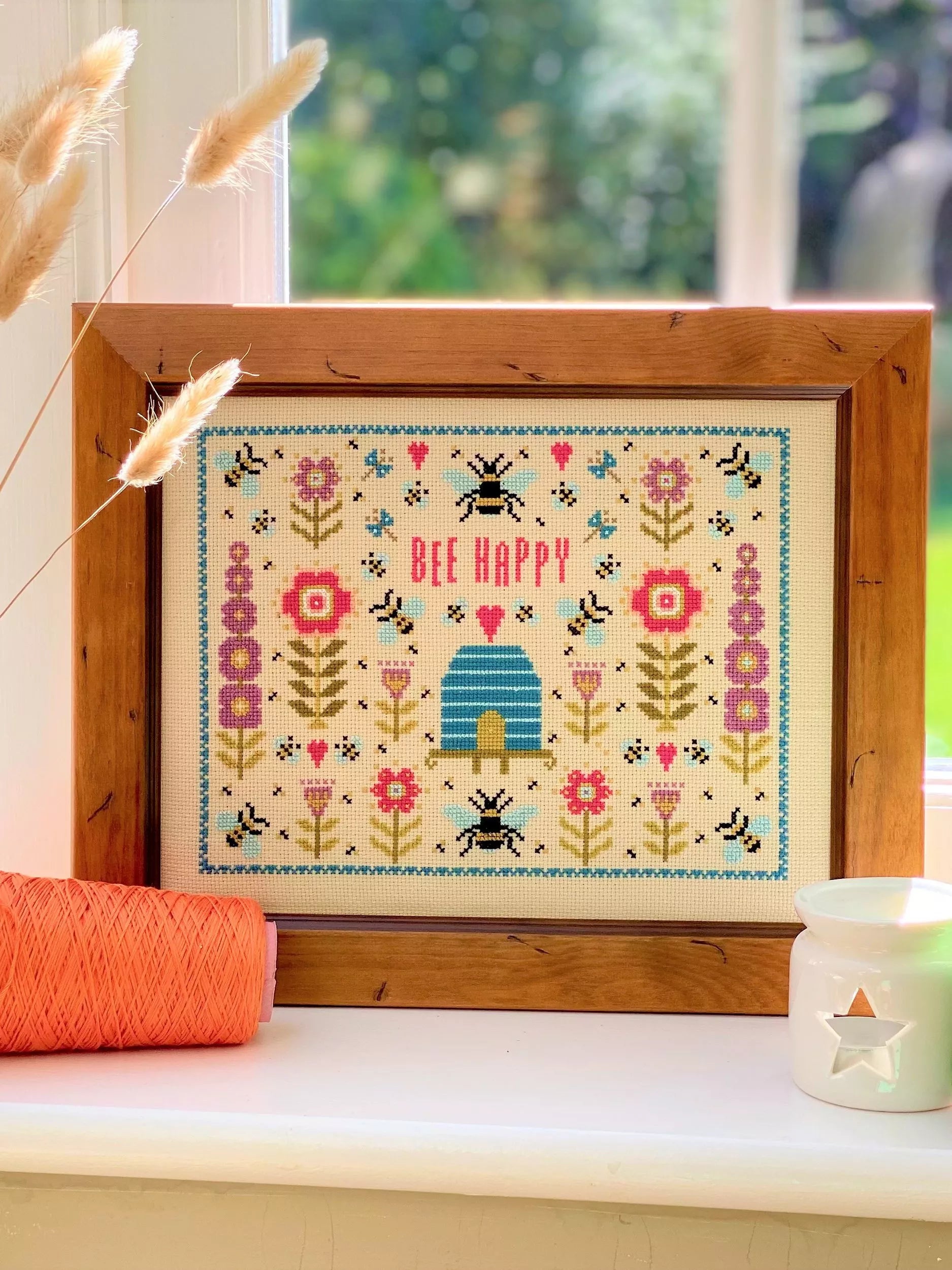 Historical Sampler Bee Happy cross stitch kit 18x24, imported from the UK