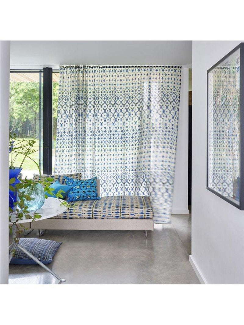 قماش أثاث Suzuri من Designers Guild من القطن بنسبة 100% بنقش خطوط مجردة، إصدار المملكة المتحدة