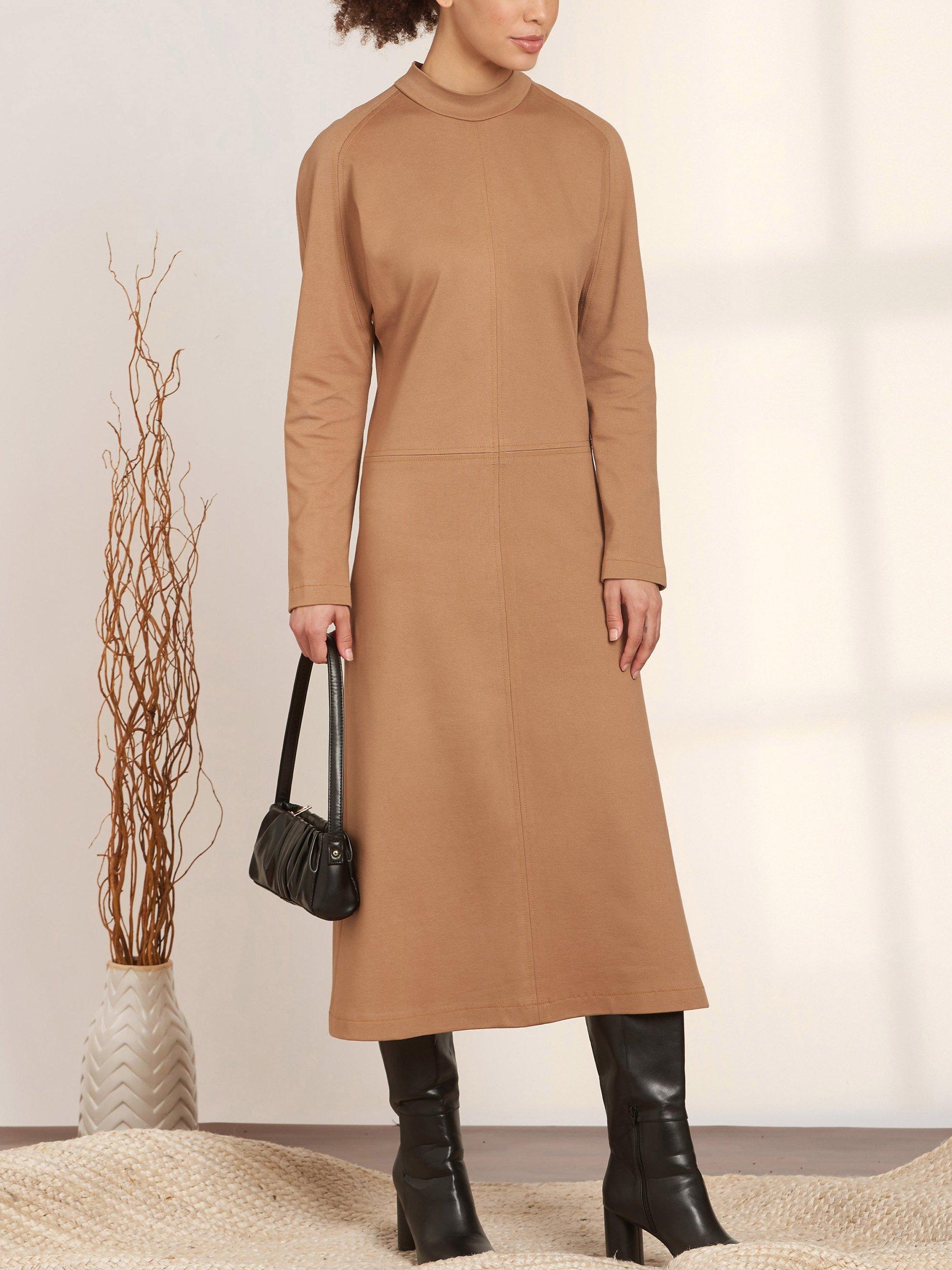 Simplicity sewing pattern for dolman sleeve dresses S9640, imported from the UK