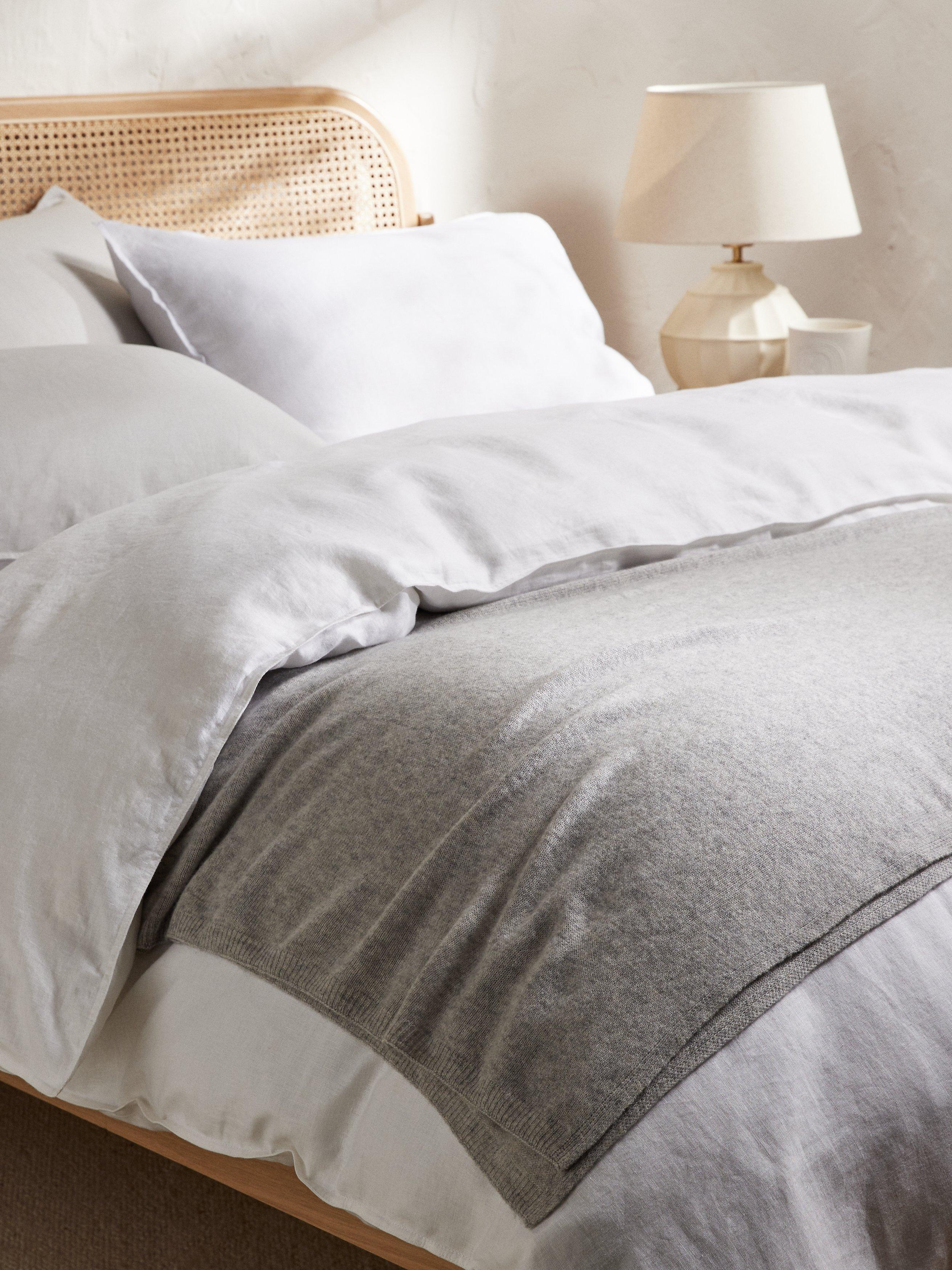 John Lewis The Ultimate Collection cashmere throw double size, UK version