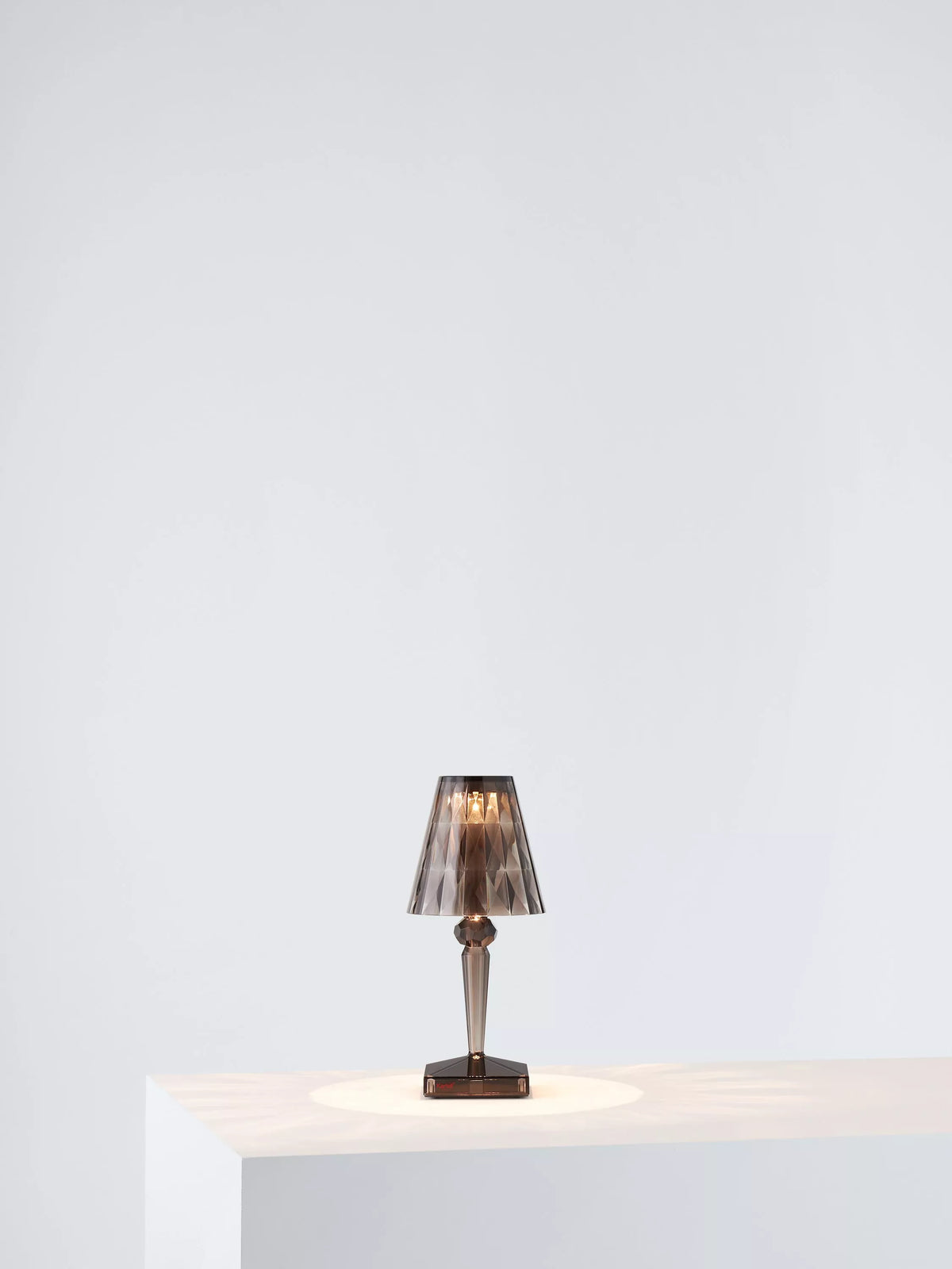 Kartell rechargeable LED table lamp UK version