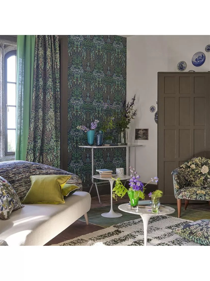 Designers Guild Karakusa wallpaper - British product
