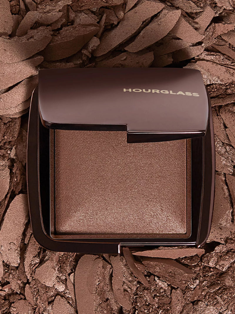 Hourglass Ambient Lighting Finishing Powder, UK version