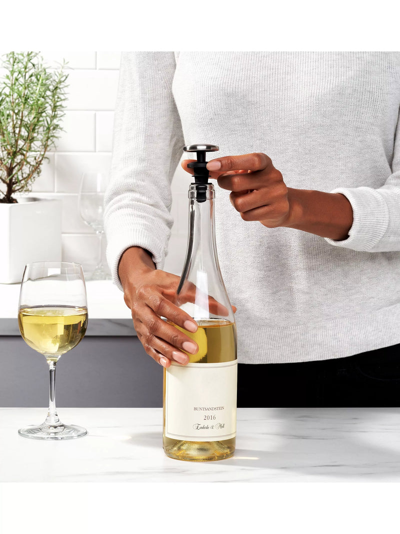 OXO wine bottle stoppers set of 2, imported from the UK