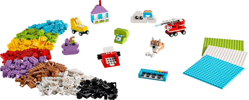 LEGO Classic Creative Build-and-Play Box 750 Pieces - British product