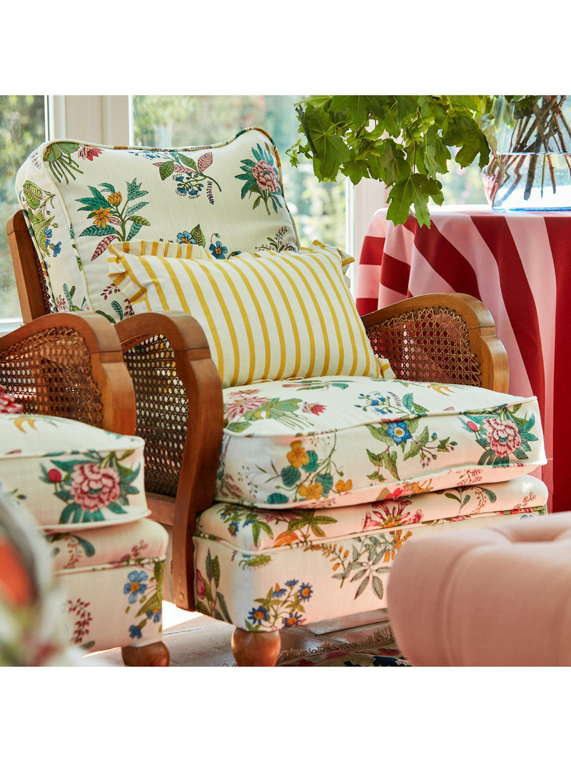 Tissu d'ameublement Harlequin Sophie Robinson, motif floral boisé, importé du Royaume-Uni