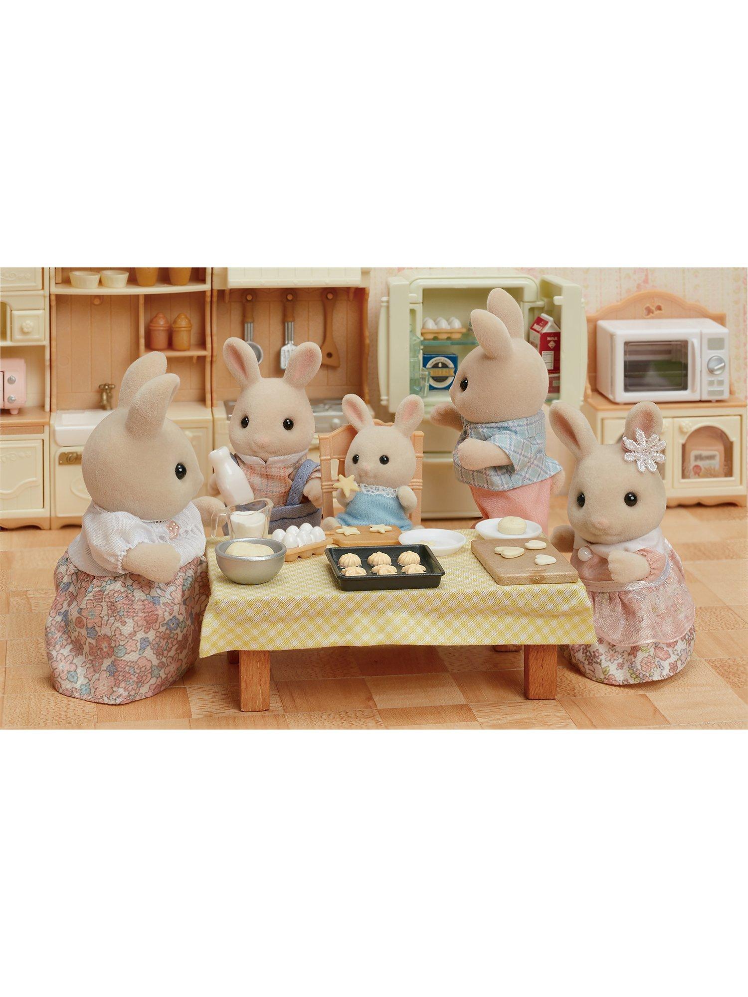 Sylvanian Families Milchkaninchen-Familie Spielzeugset, importiert aus Großbritannien