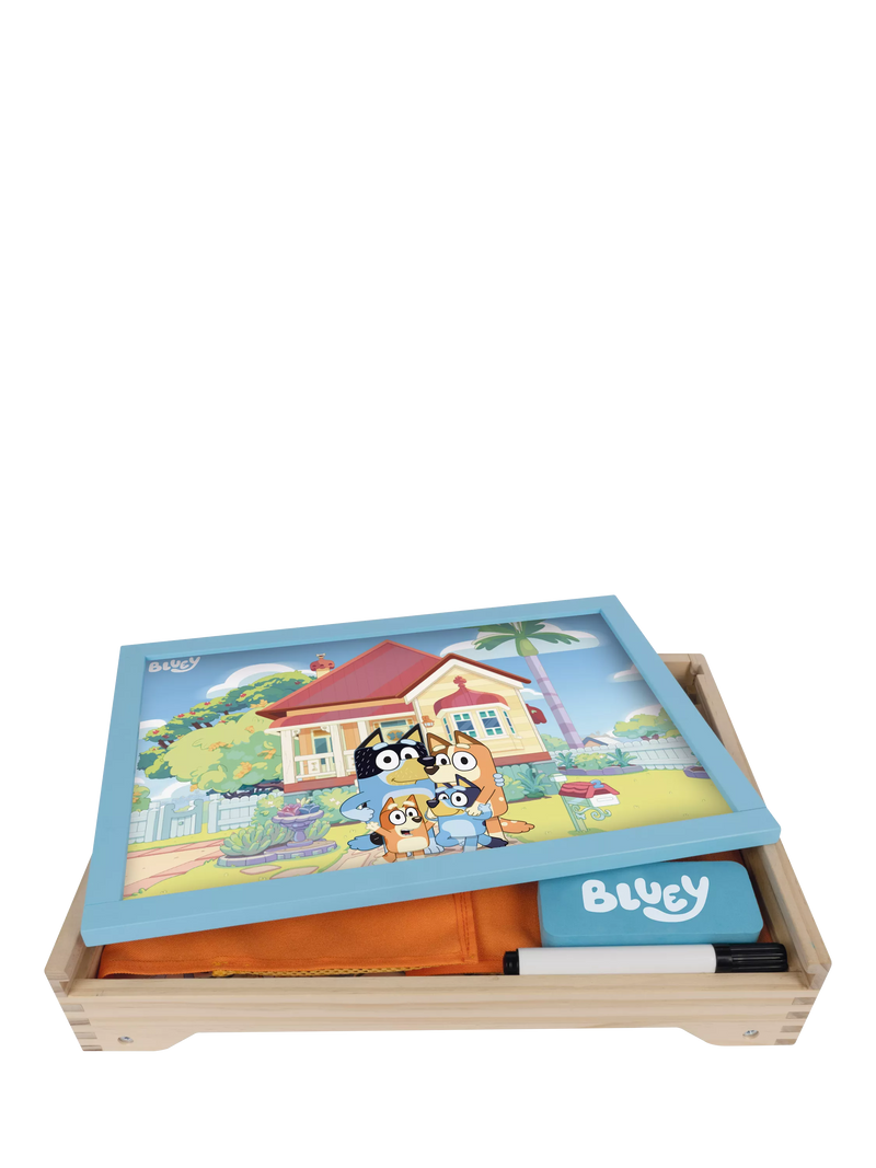 Bluey activity creation station with 100 magnets, imported from the UK