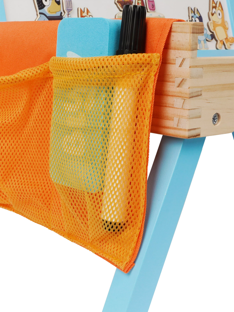 Bluey activity creation station with 100 magnets, imported from the UK