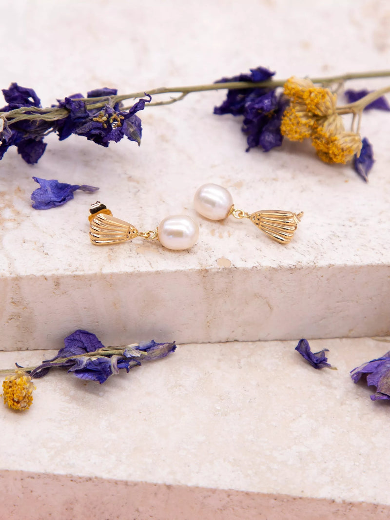 IBB 9ct yellow gold freshwater pearl shell drop earrings, imported from the UK