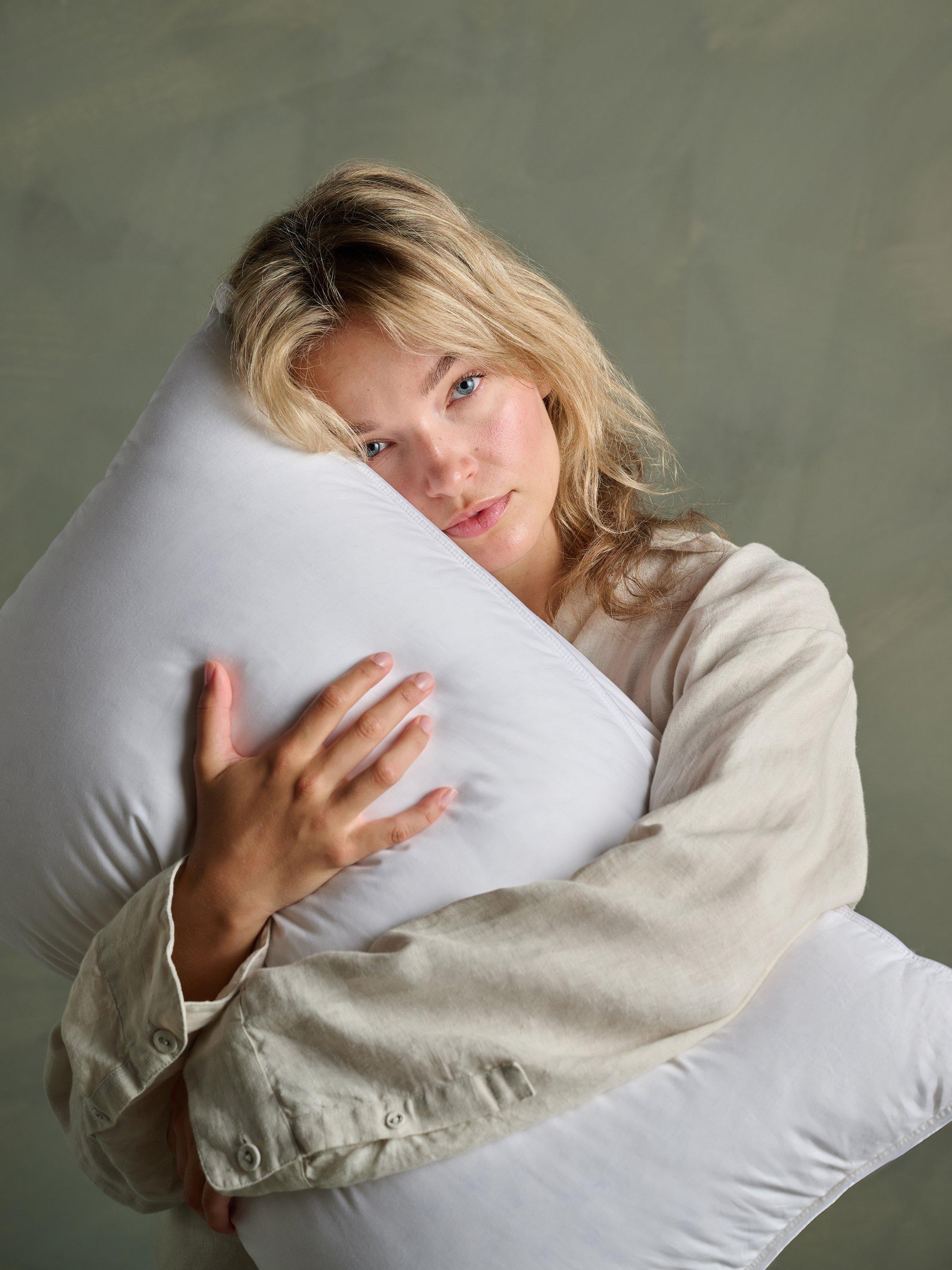 Bedfolk Down Alternative Standard Soft Pillow - British product