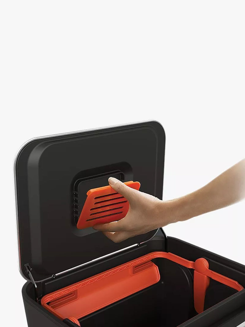 Joseph Joseph 30L trash compactor pedal bin with fingerprint-proof coating, UK version