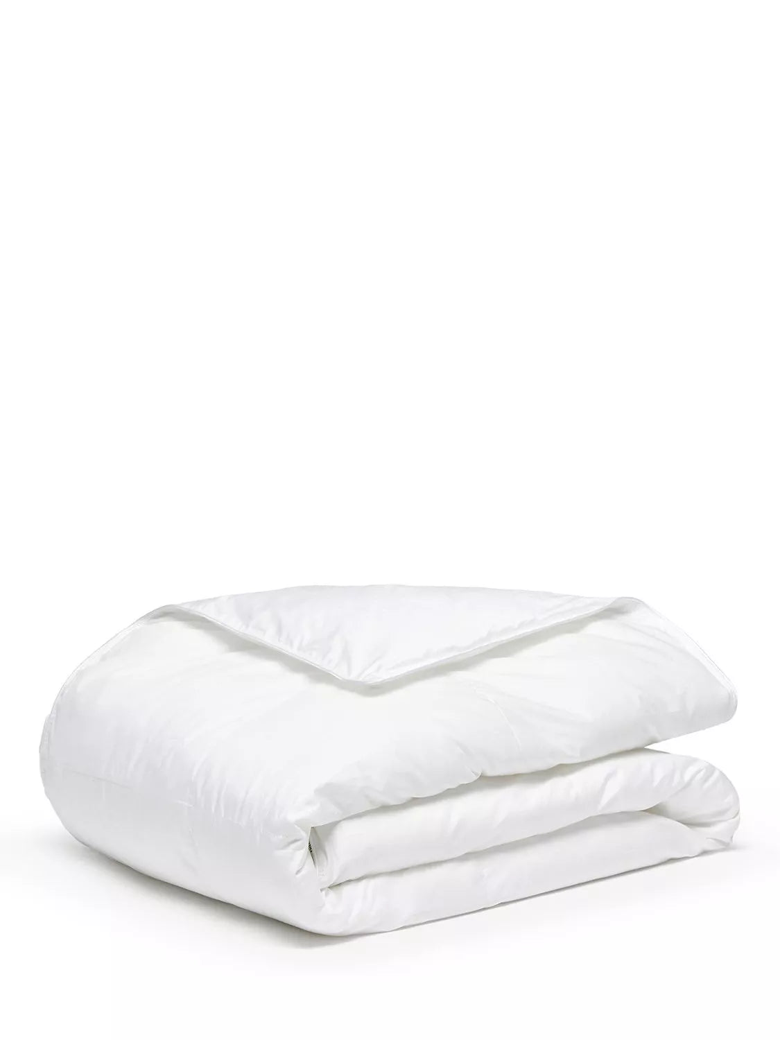 Bedfolk down alternative toddler duvet with 4 tog rating - British product