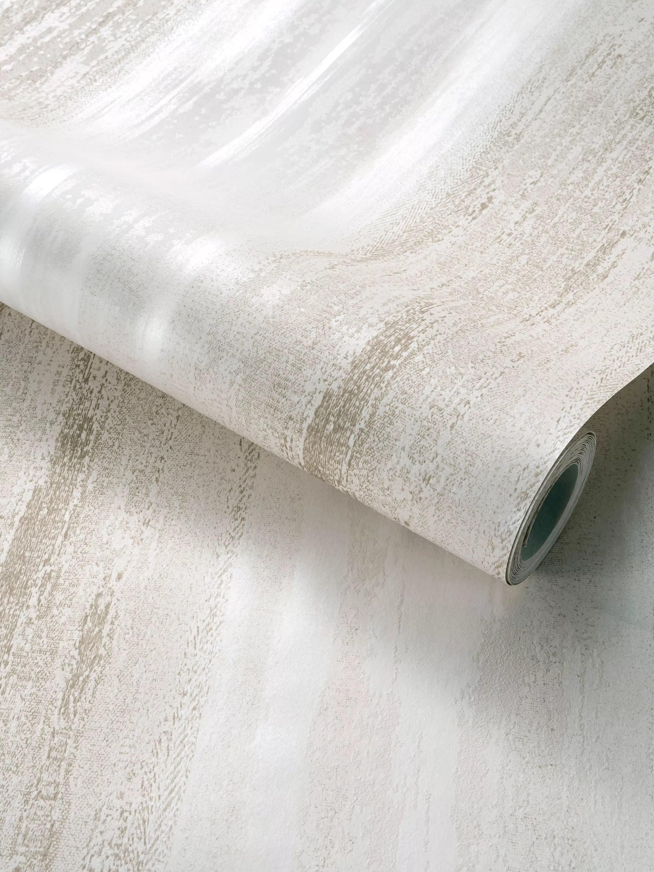 Clarke & Clarke Effetto wallpaper roll 10.5m - British product