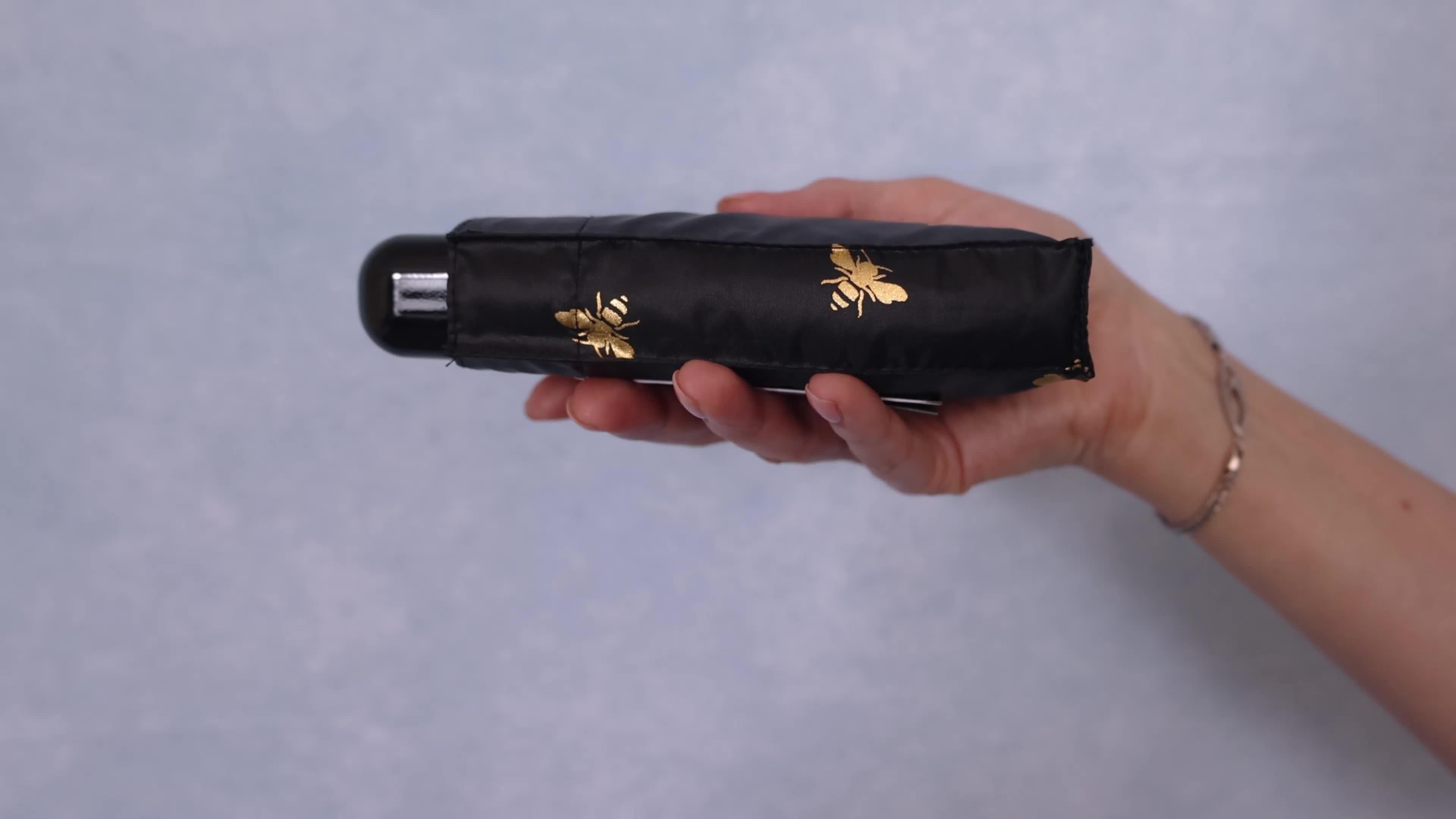 Fulton compact umbrella Golden Bees black multi, imported from the UK
