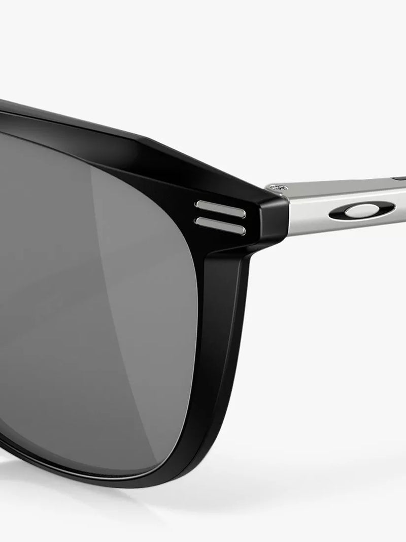 Oakley OO9286 sunglasses polarised D-frame 54mm, UK version