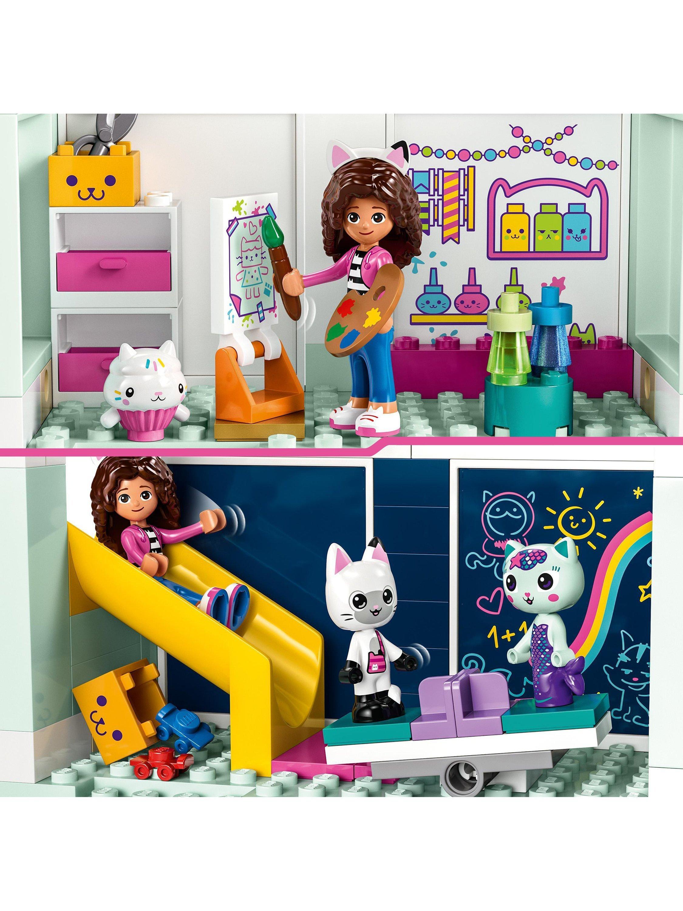 Lego Gabby's Dollhouse playset with 4 figures, UK version