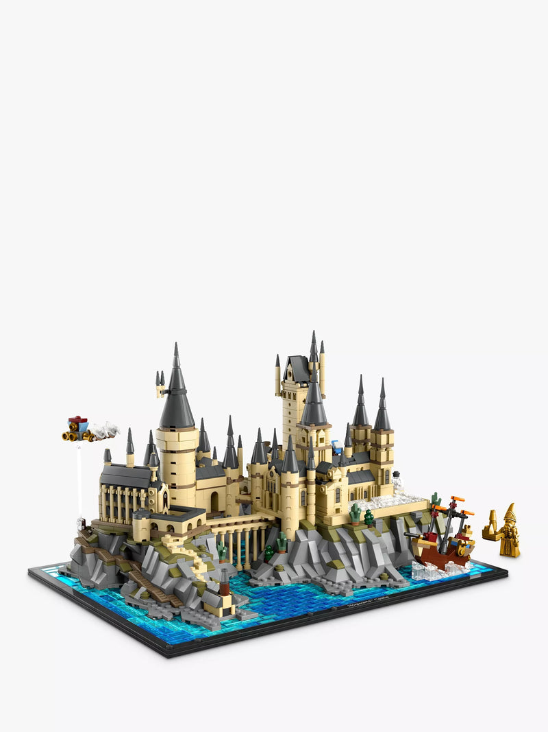 LEGO Harry Potter Hogwarts Castle set 2660 pieces, UK version
