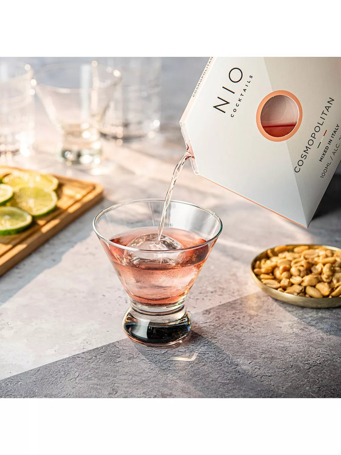 NIO Cocktails Cosmopolitan cocktail 10cl (British brand)
