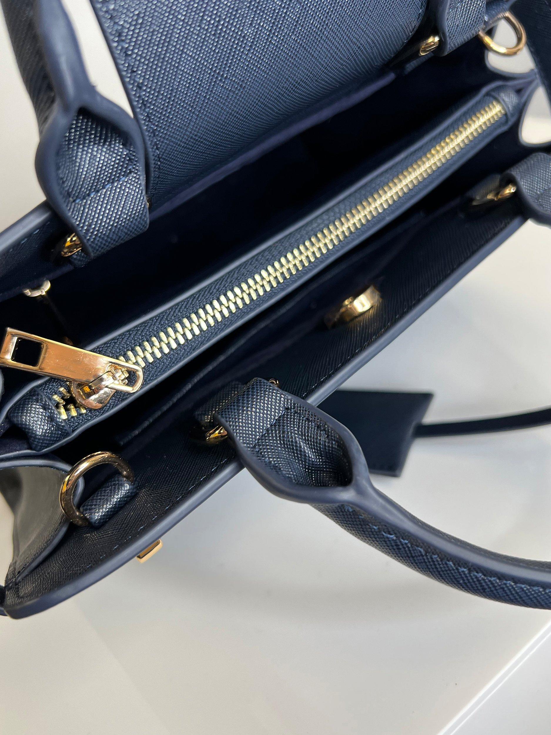 Alie Street Derby Handtasche kompakt - Britisches Produkt