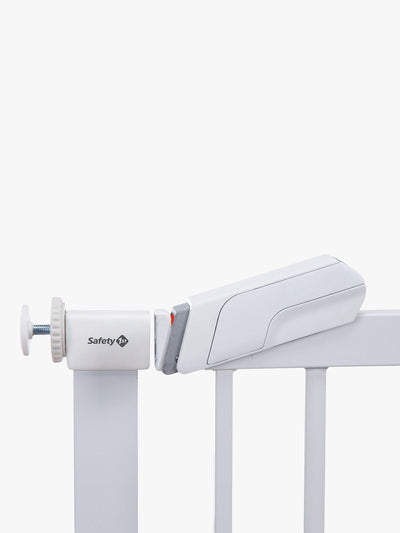Safety 1st Flat Step Pressure Safety Gate White Baby Gate
