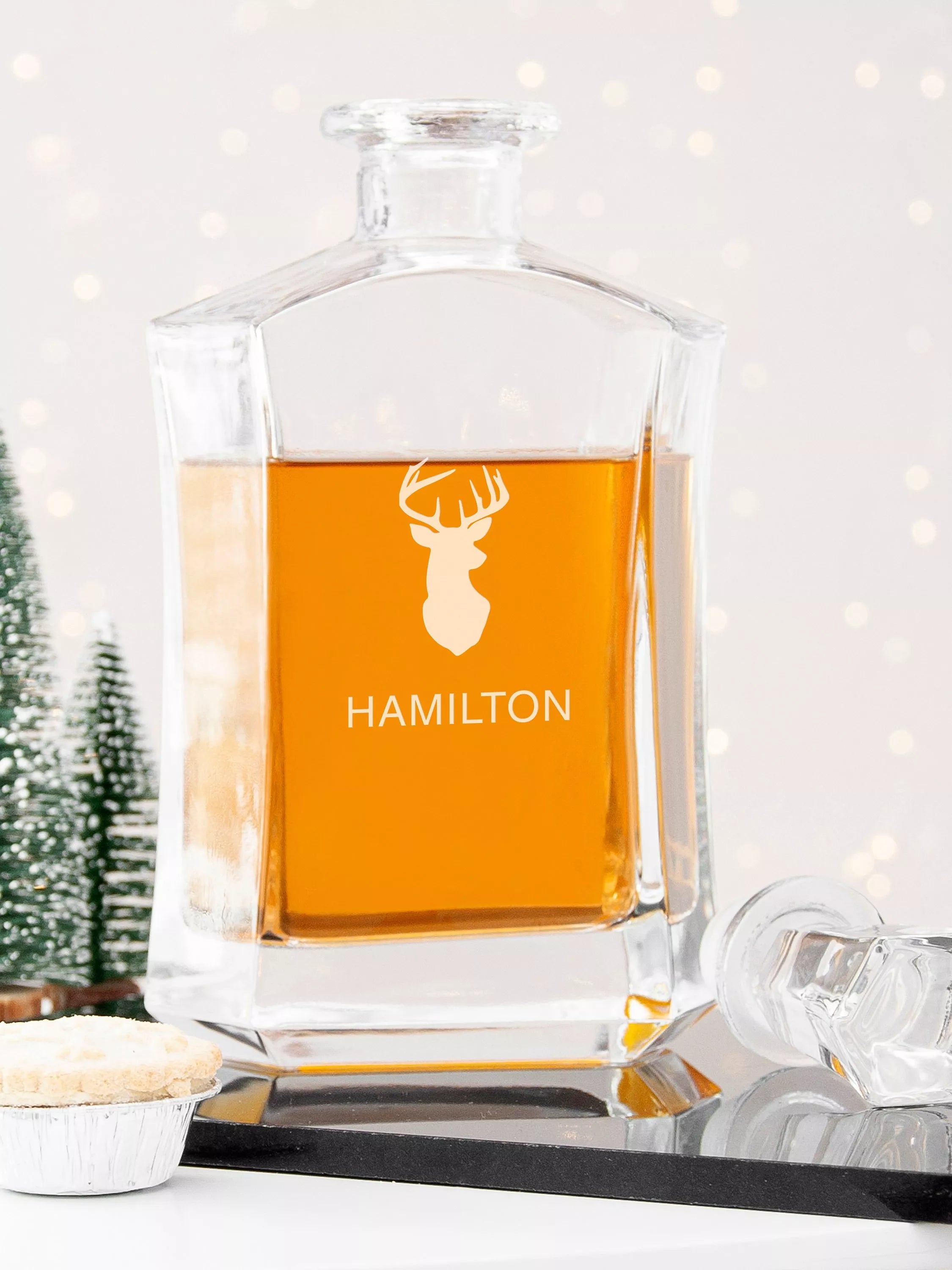 Treat Republic personalised hexagonal stag glass decanter 750ml clear (British brand)