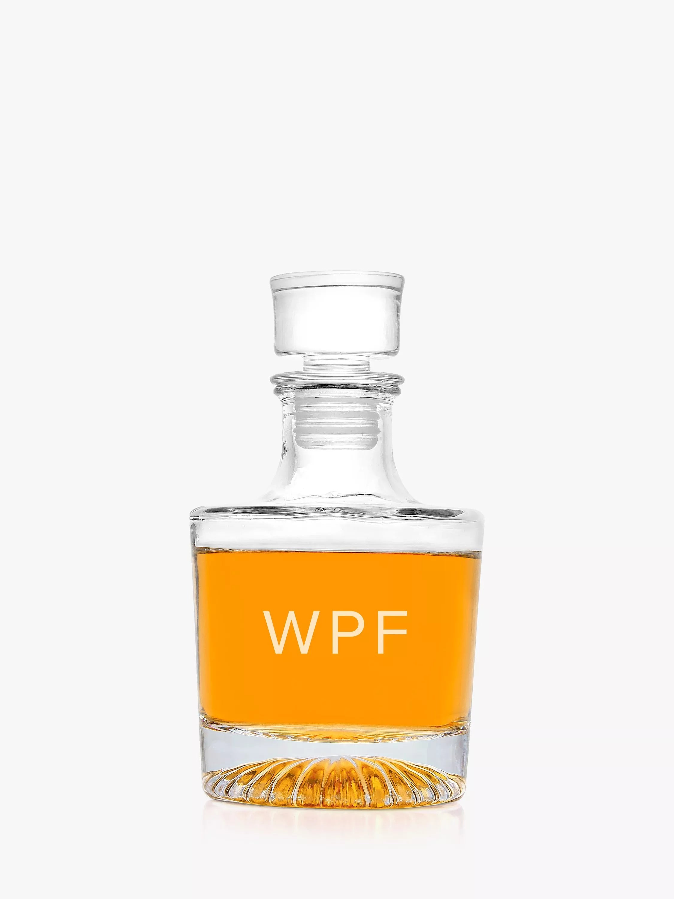 Treat Republic personalised glass decanter with engraved initials 750ml - British product