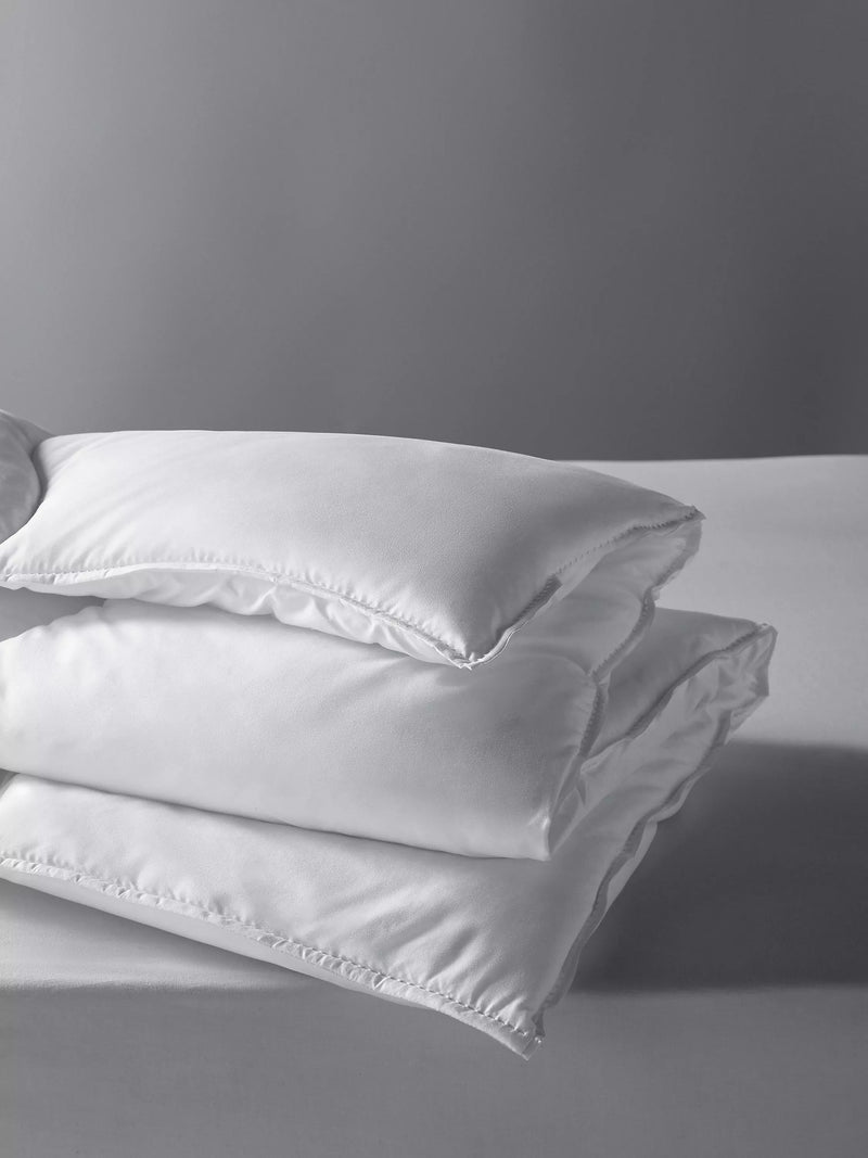 John Lewis synthetic duvet pillow set single white, UK version