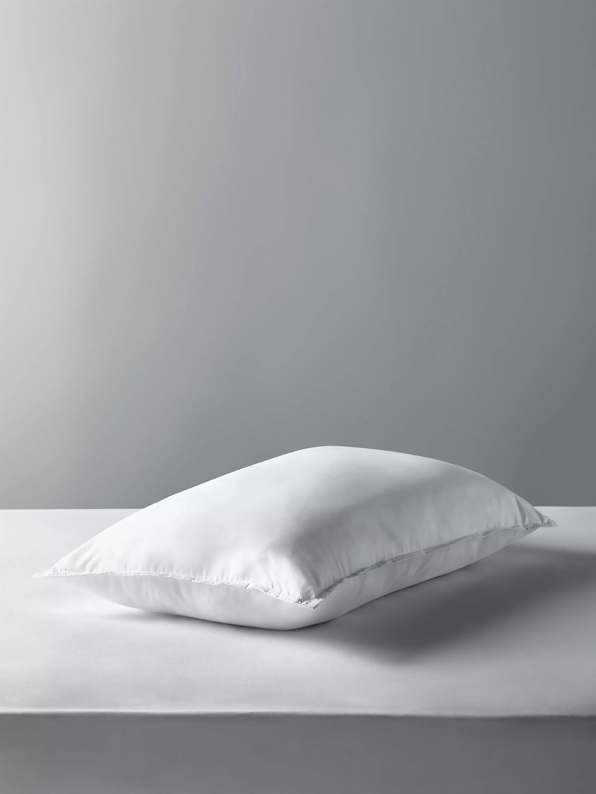 John Lewis synthetic duvet pillow set single white, UK version