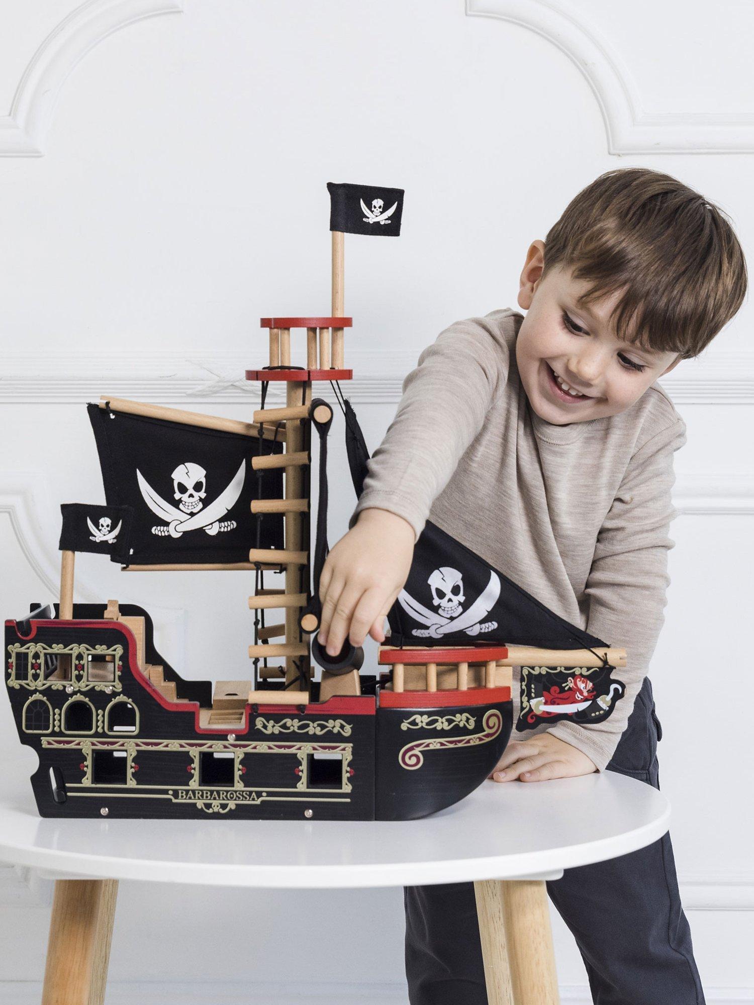Le Toy Van Barbarossa hölzernes Piratenschiffspielzeug (britische Marke)