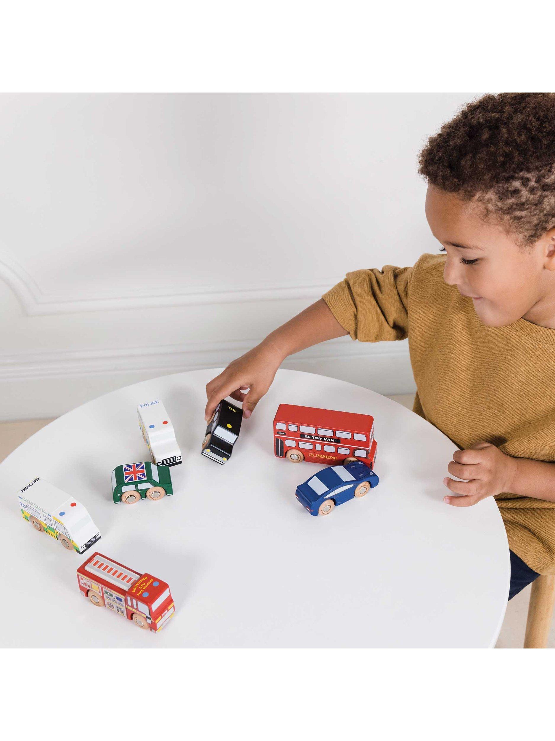 Le Toy Van London wooden toy car set, UK version