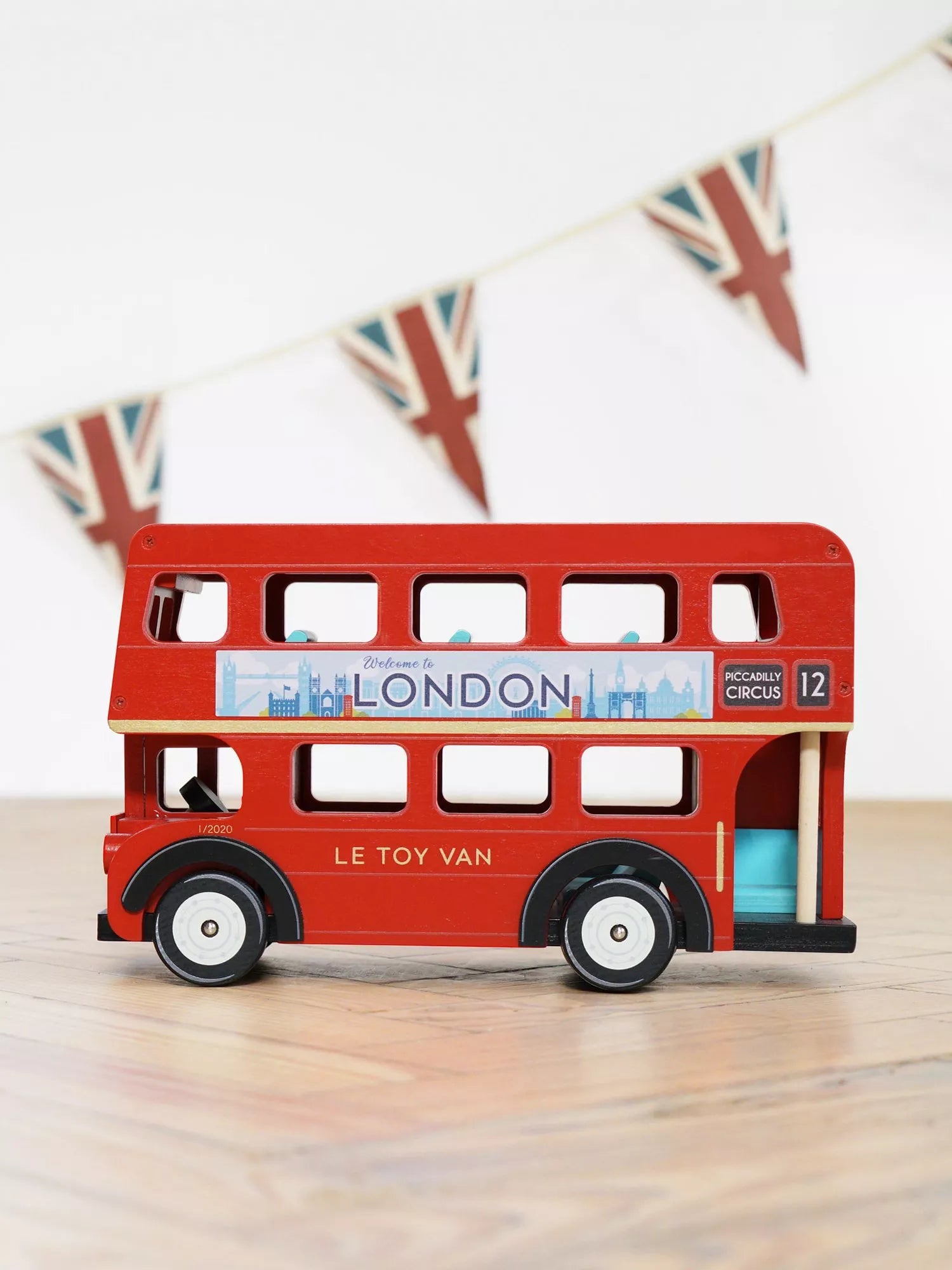 Le Toy Van wooden London Routemaster bus - British product