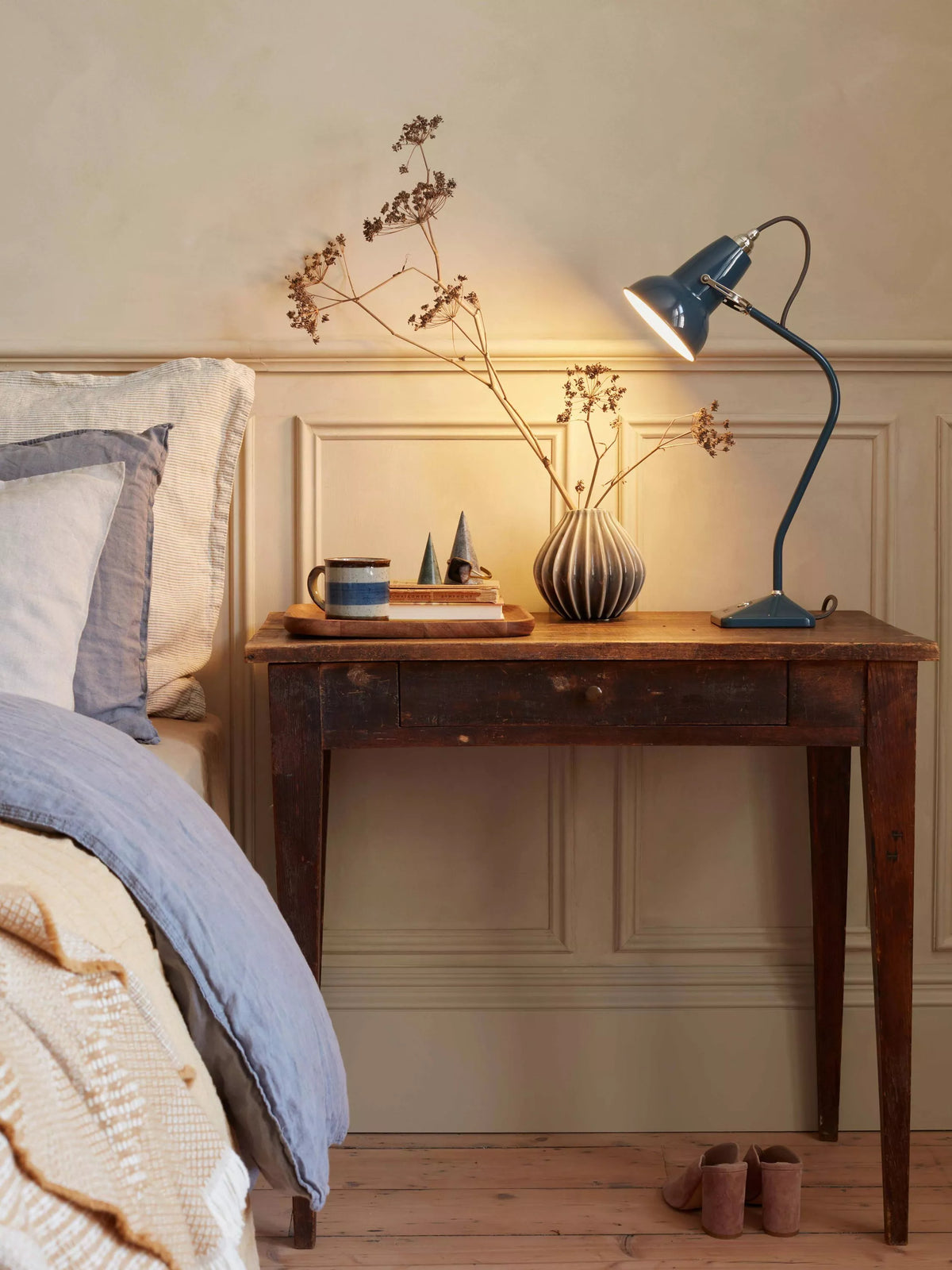 Anglepoise + National Trust 1227 Mini Table Lamp - Neptune Blue