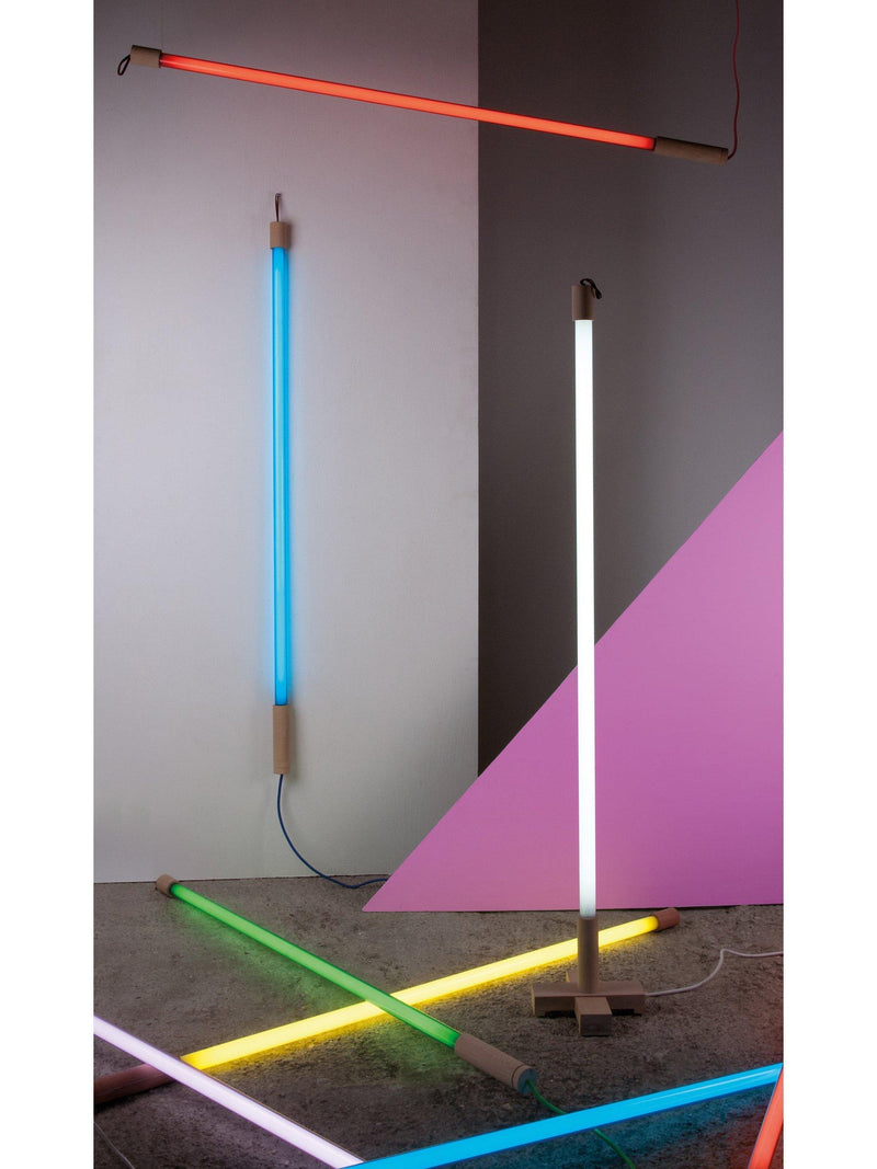 Seletti Linea LED-Röhrenleuchte 135,6cm hoch (britische Marke)