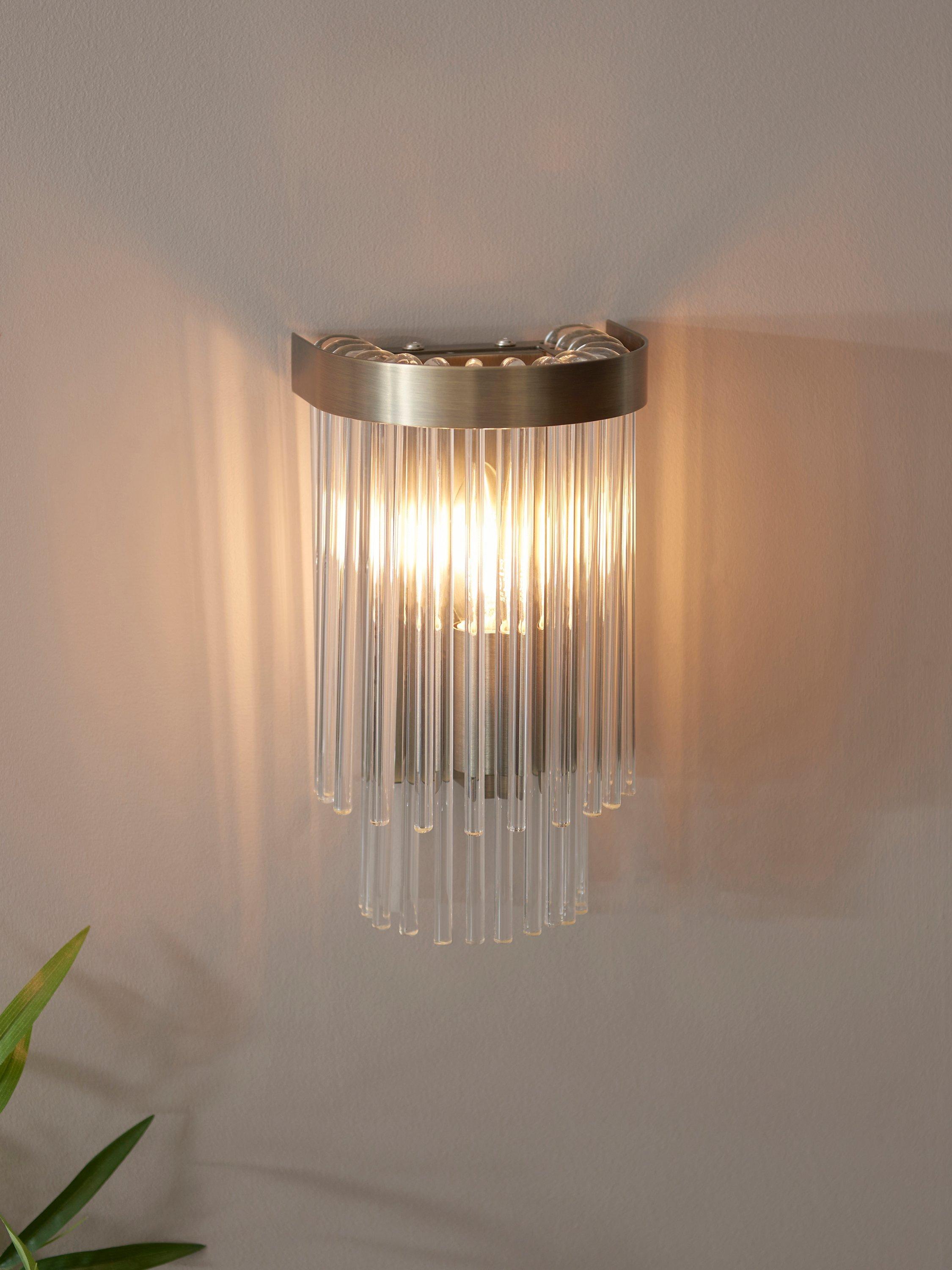 John Lewis Lexton Glasstab-Wandleuchte Antikmessing, UK-Version
