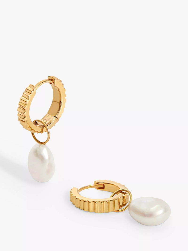 Edge of Ember gold hoop earrings freshwater pearl - British product