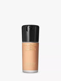 MAC Studio Radiance Serum-Powered Foundation Flytende Foundation Medium Dekning 30ml