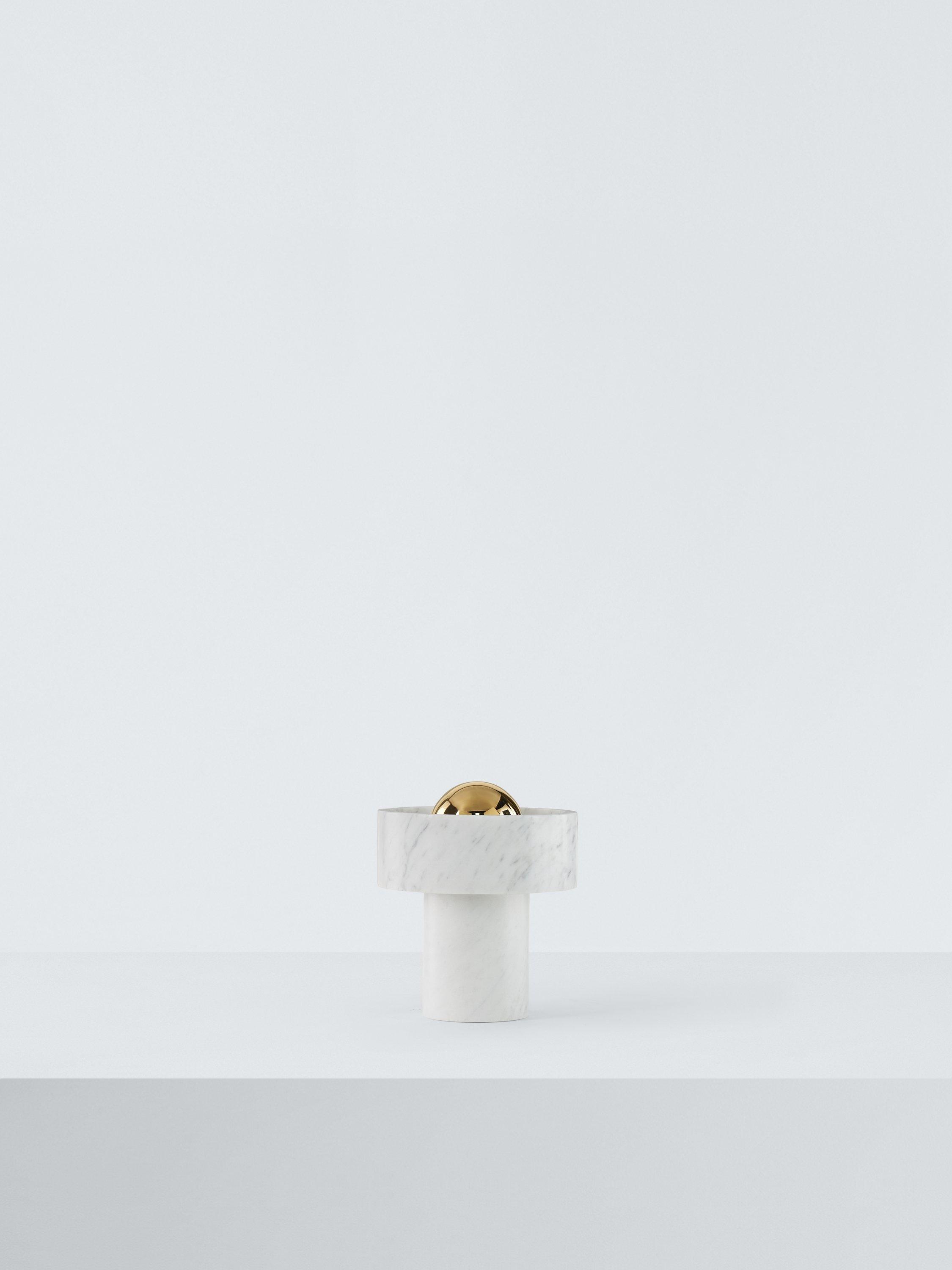 Tom Dixon Stein-Marmor-Tischlampe mit USB-Aufladung, UK-Version