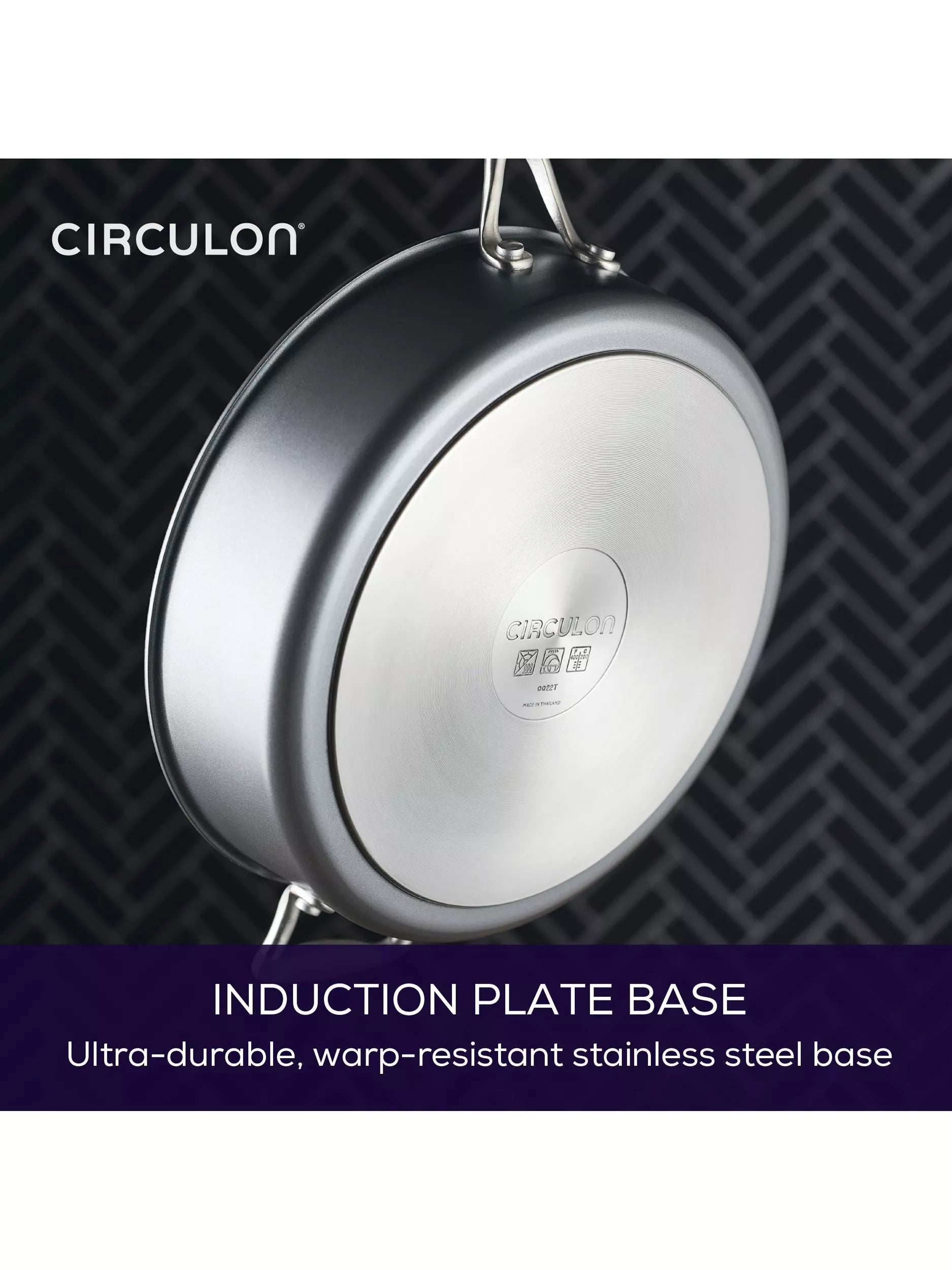 Circulon ScratchDefense non-stick sauté pan with lid and helper handle 28cm - British product