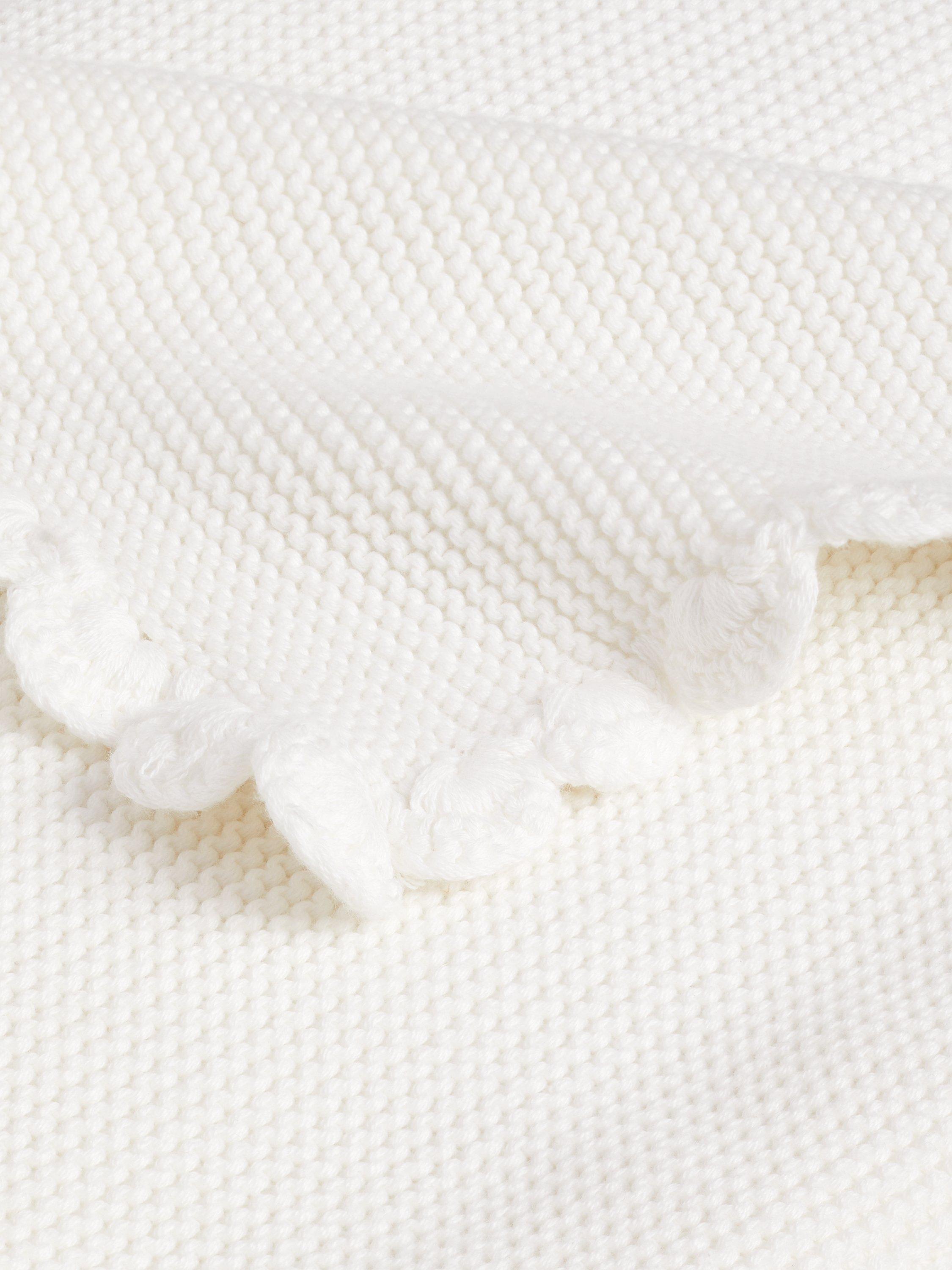 John Lewis scalloped cotton baby blanket 100 x 80cm, UK version