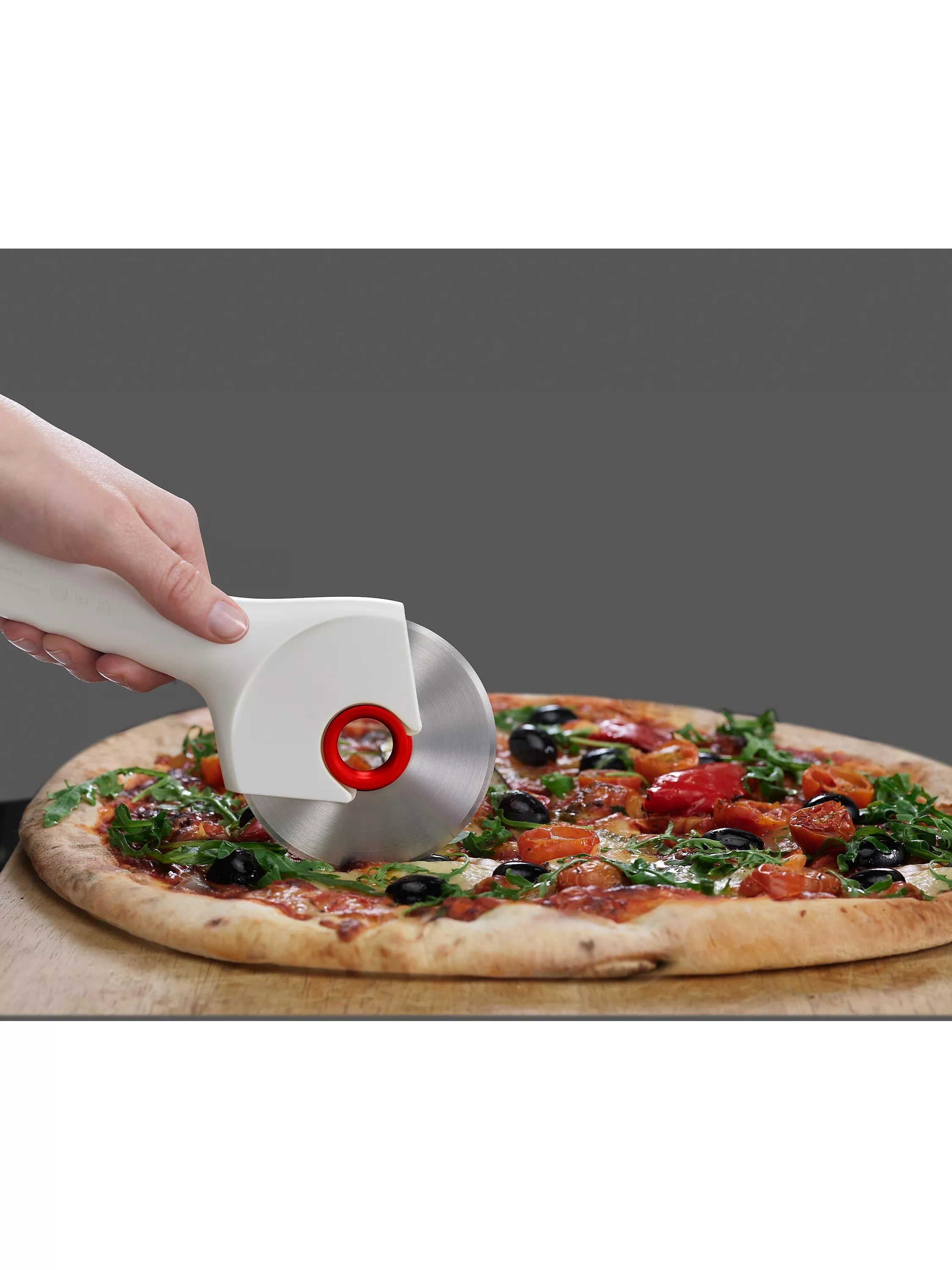 Joseph Joseph Ringo pizza cutter wheel easy clean, UK version