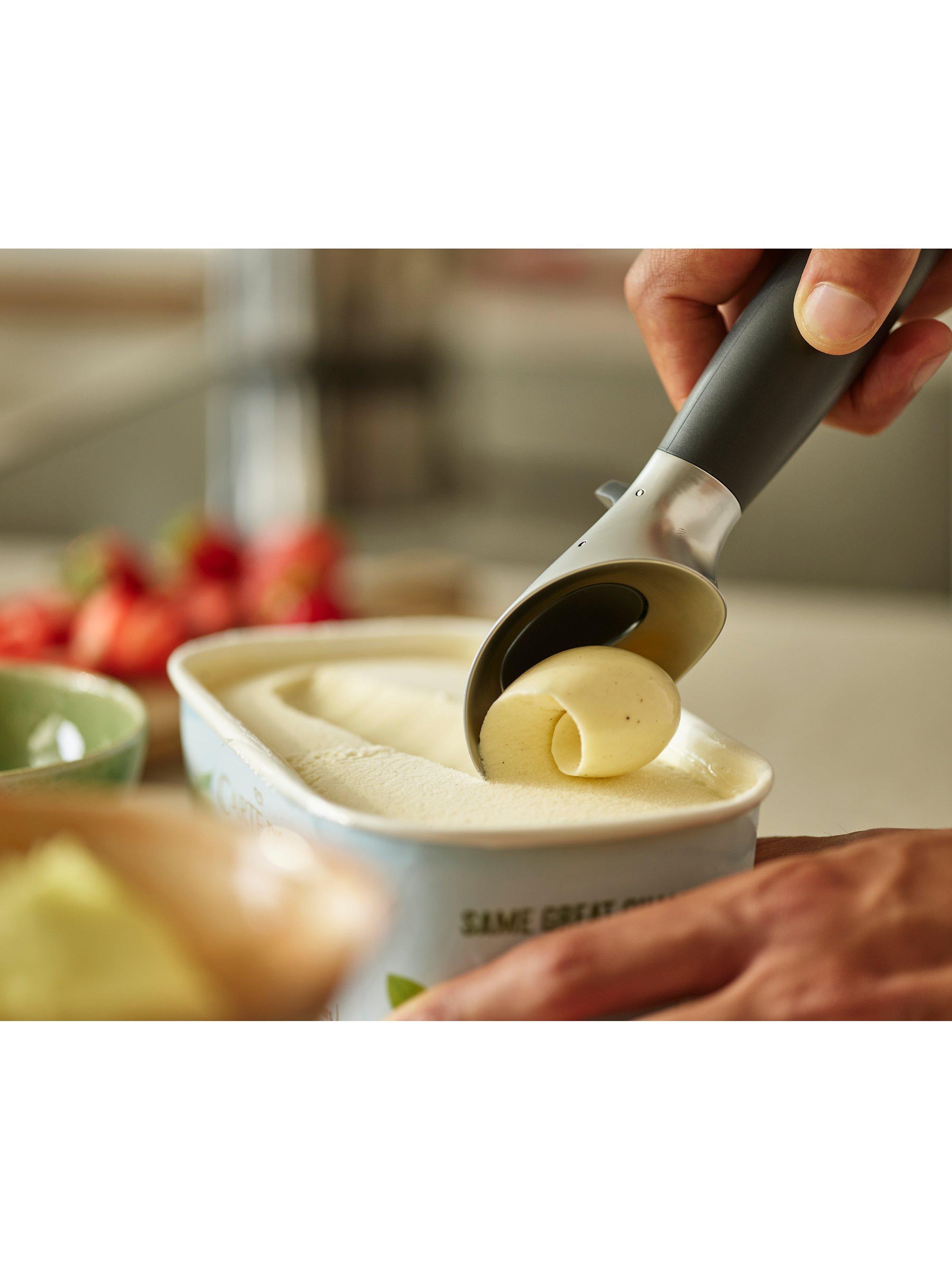 Joseph Joseph ice cream scoop with weighted handle and lever release, UK version