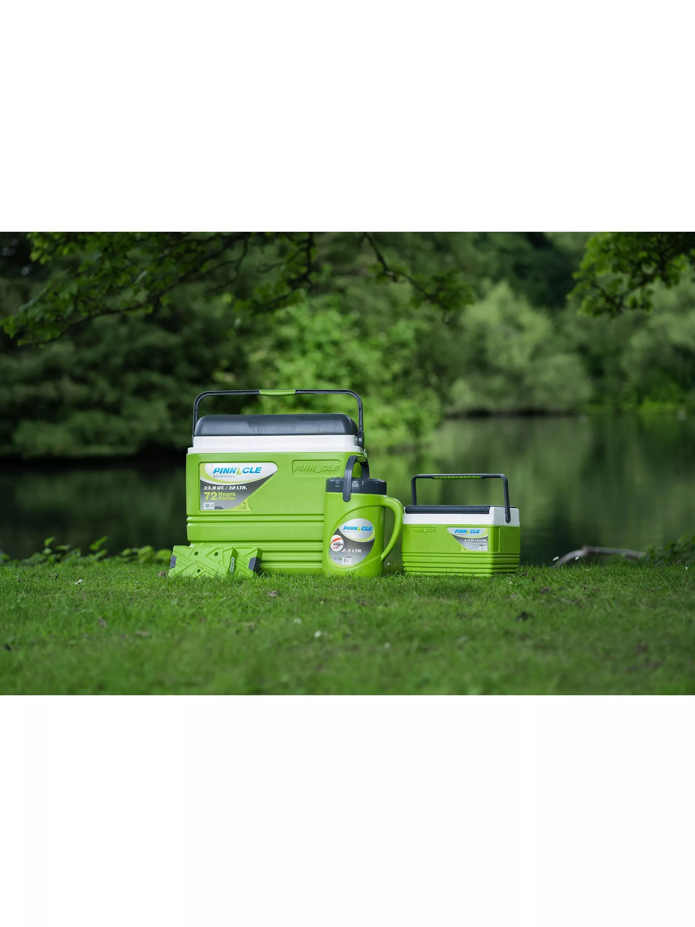 Vango Pinnacle 32L cool box set, UK version