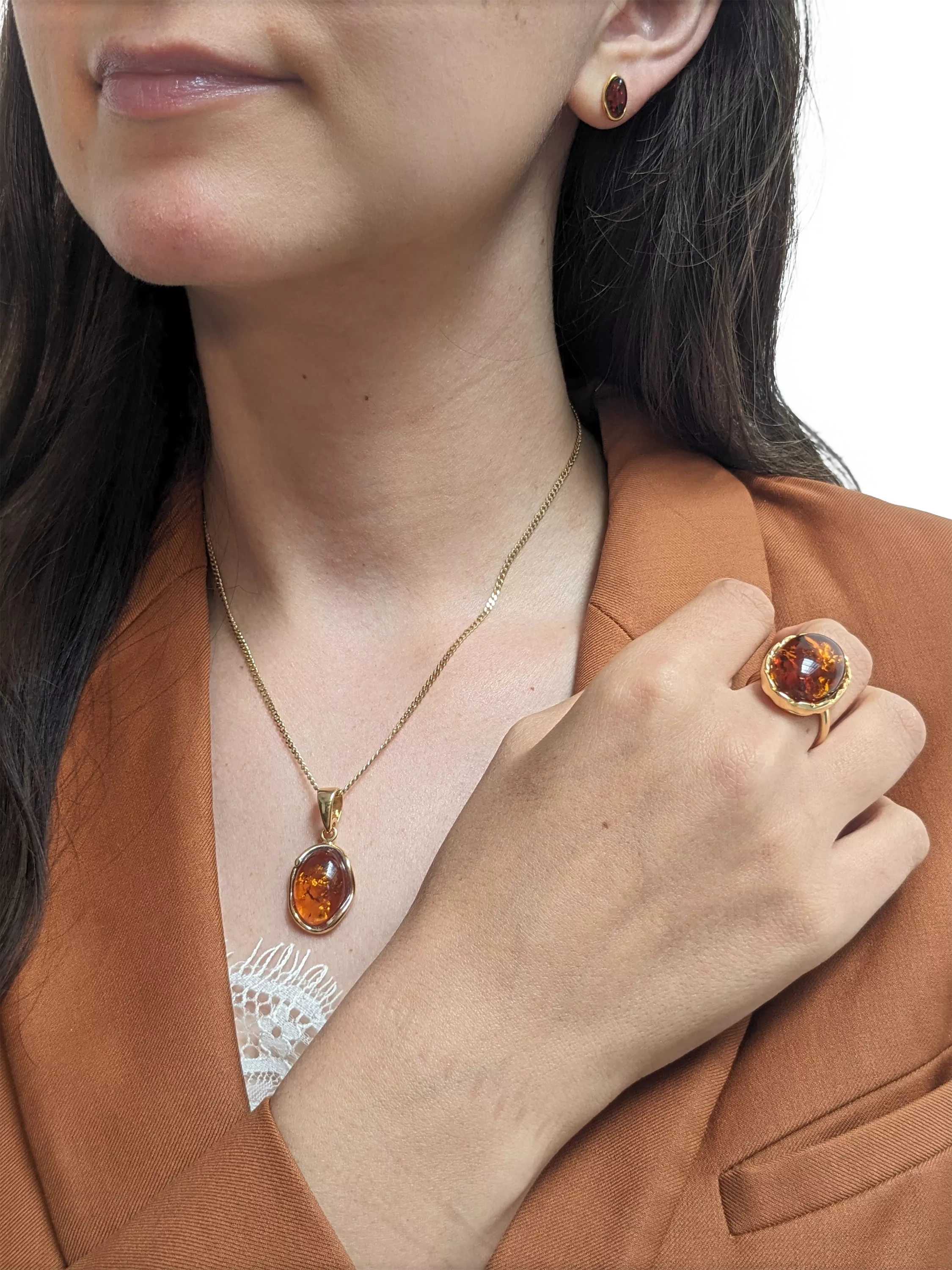 Be-Jewelled Baltic amber oval cabochon ring in Gold/Cognac, imported from the UK
