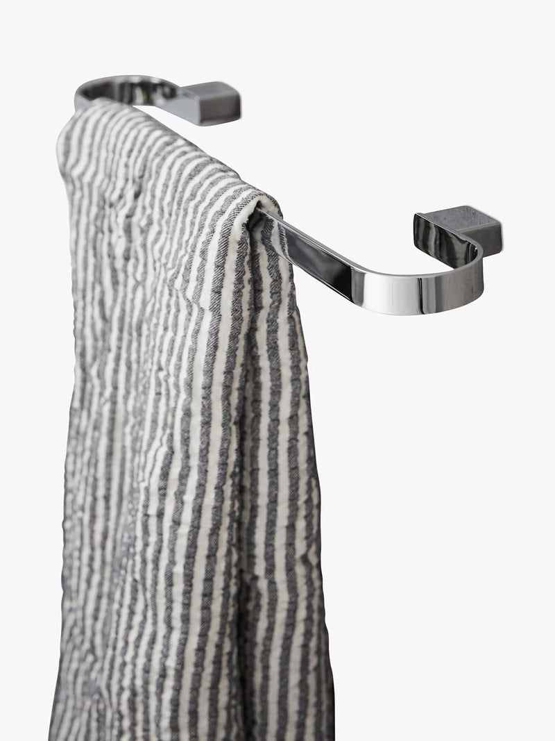 Miller Orlando single towel rail chrome (British brand)
